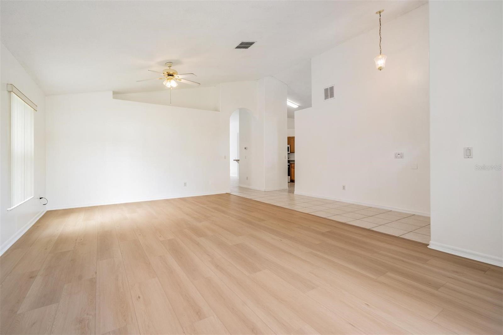 Image 11 of 44 For 19028 Weatherstone Drive