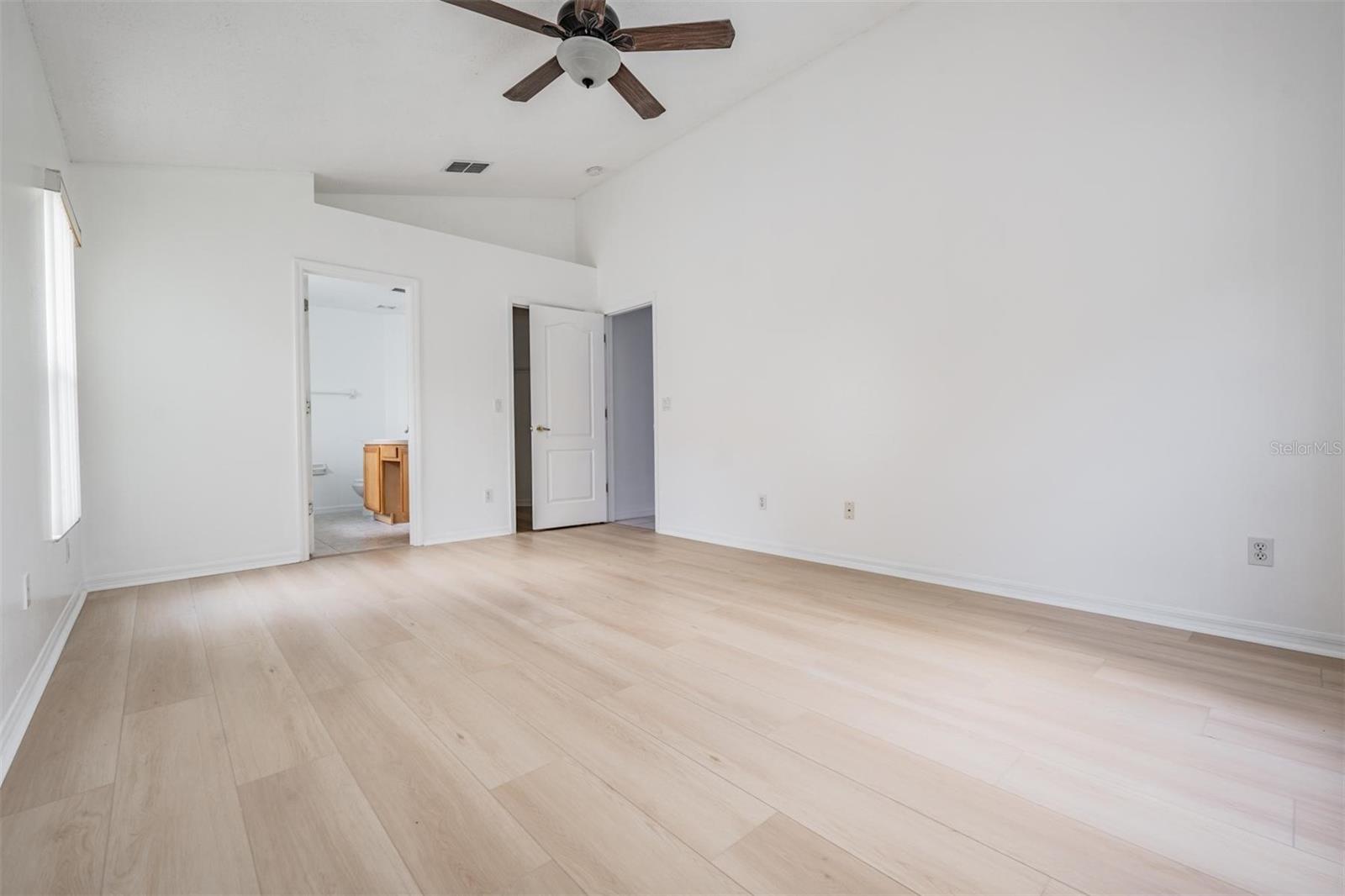 Image 16 of 44 For 19028 Weatherstone Drive
