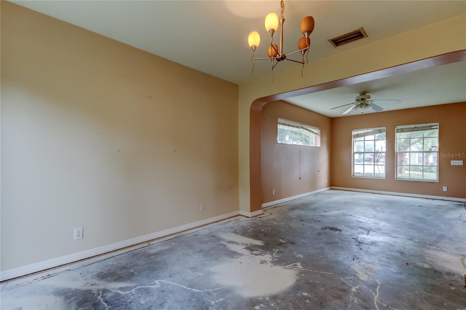 Image 13 of 43 For 8014 Appaloosa Drive