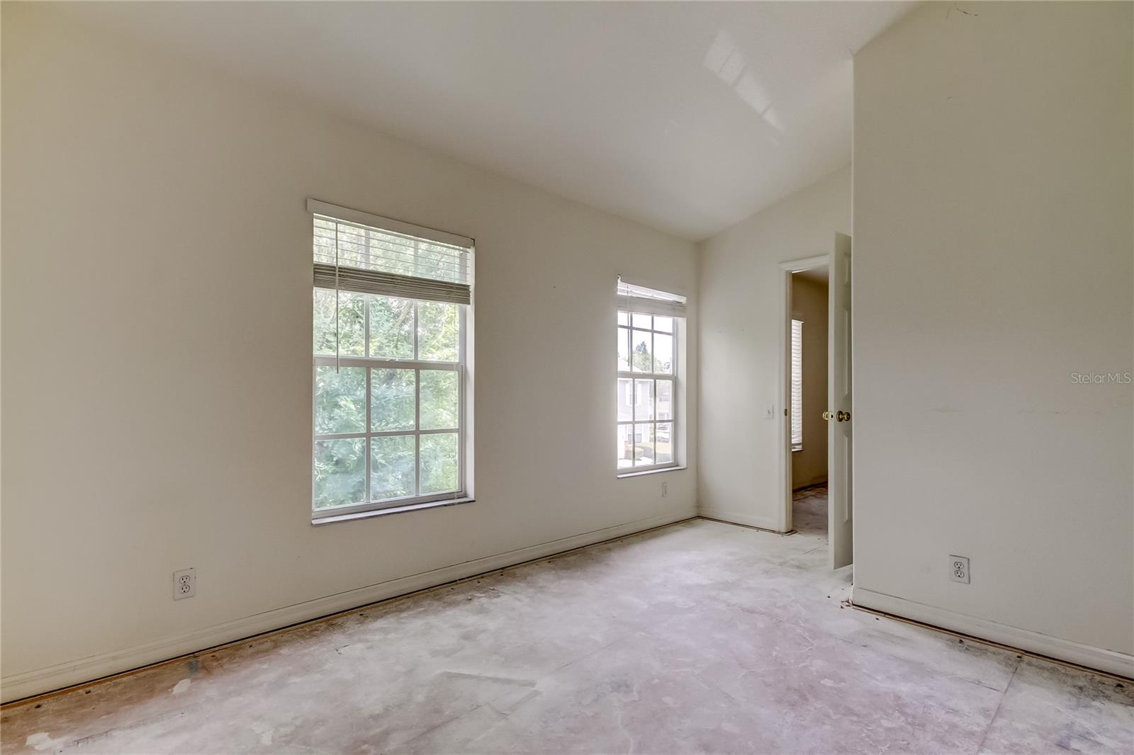 Image 30 of 43 For 8014 Appaloosa Drive