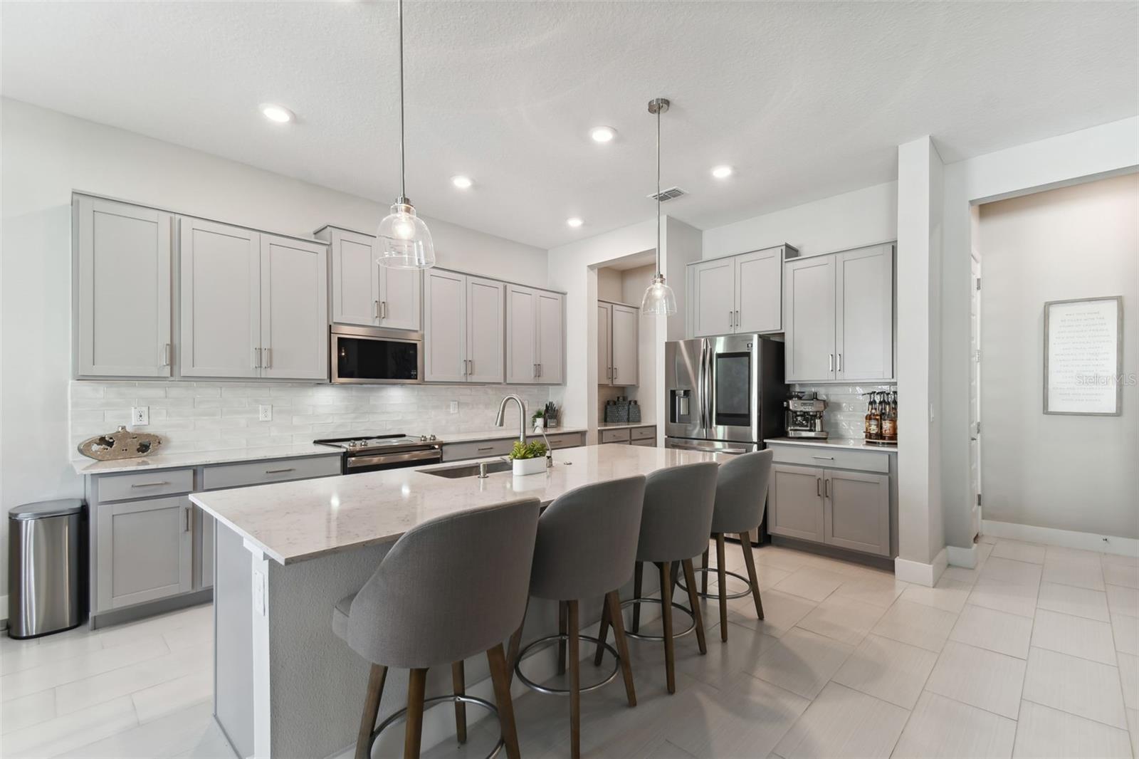 Image 23 of 78 For 7611 Faul Street