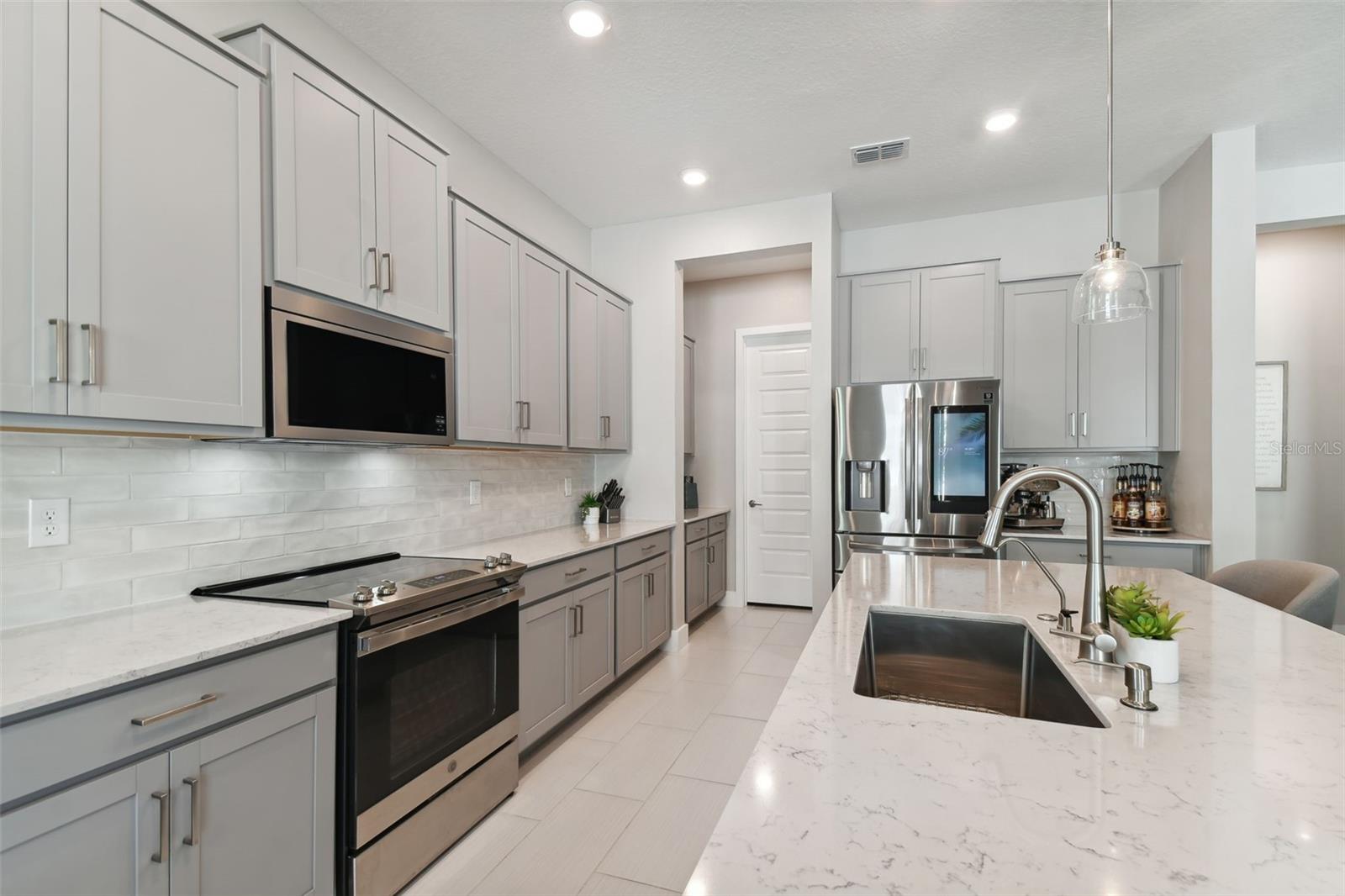 Image 30 of 78 For 7611 Faul Street