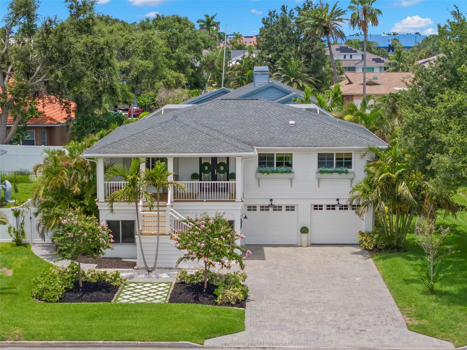 Image 2 of 78 For 854 2nd Avenue S