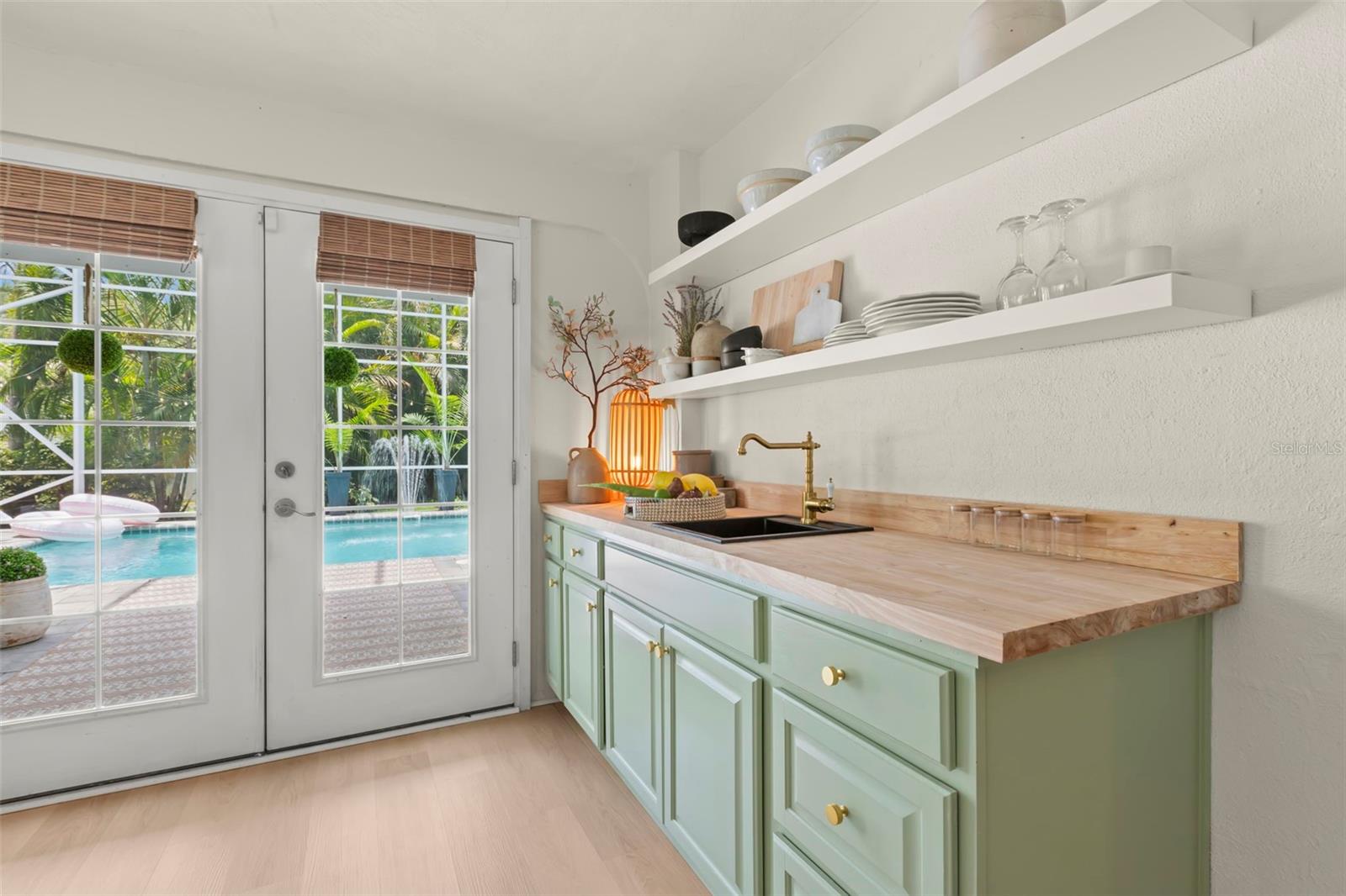 Image 38 of 78 For 854 2nd Avenue S
