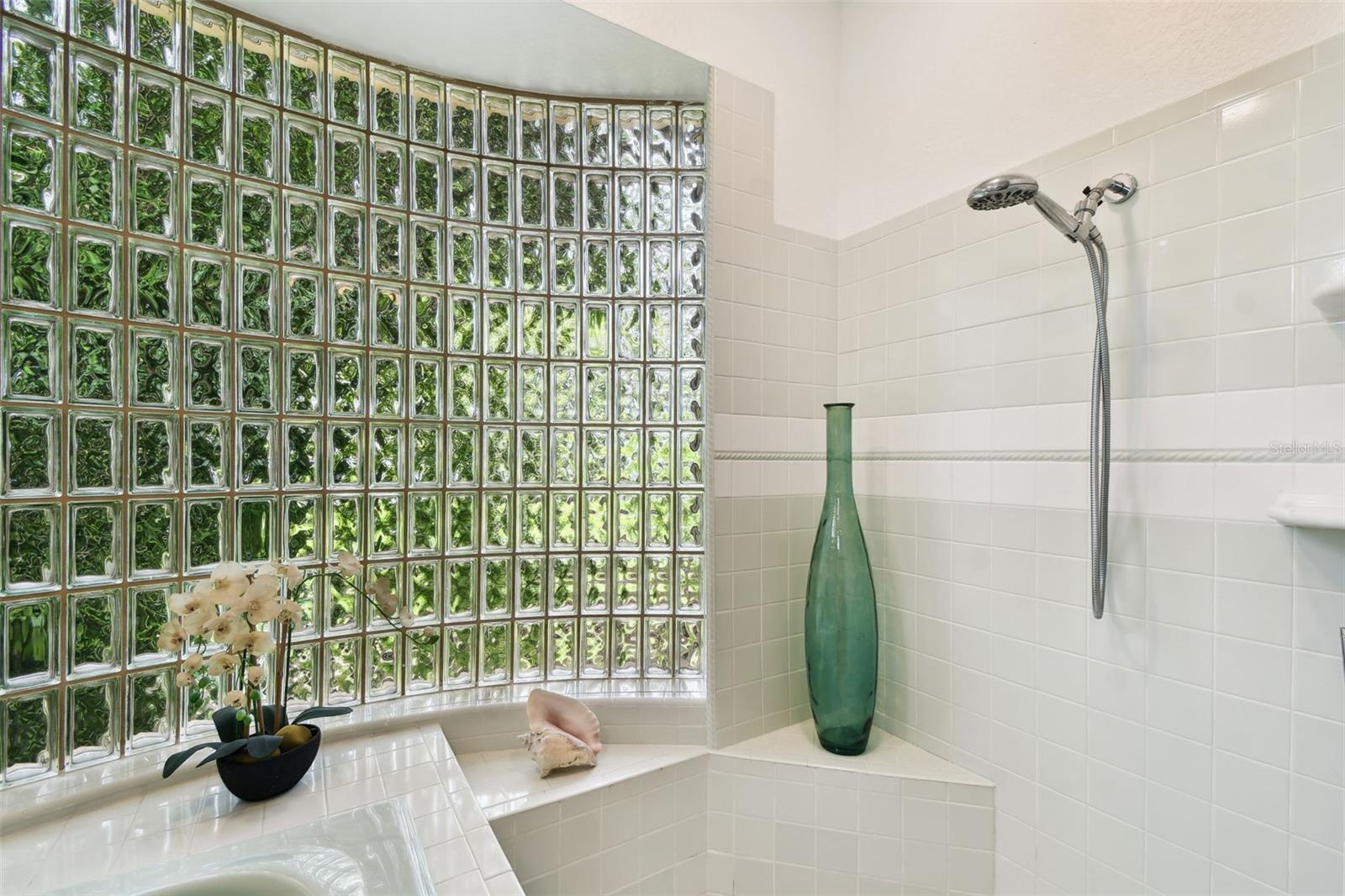 Image 24 of 88 For 6400 Bougainvilla Avenue S