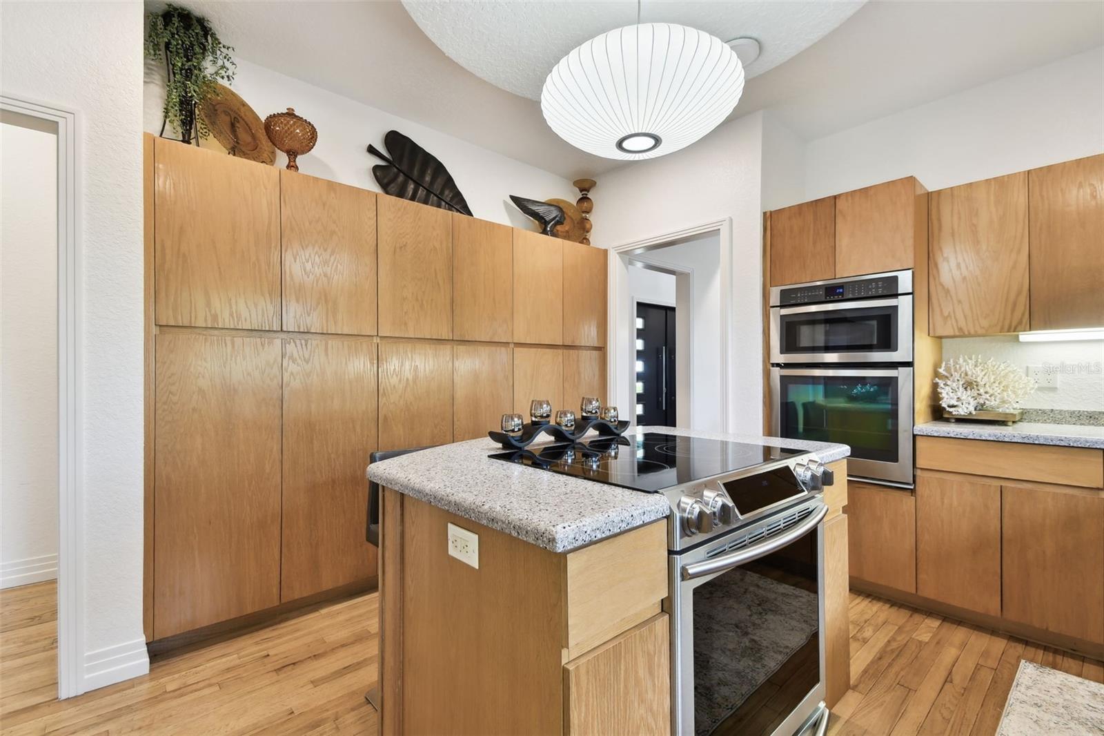 Image 34 of 88 For 6400 Bougainvilla Avenue S
