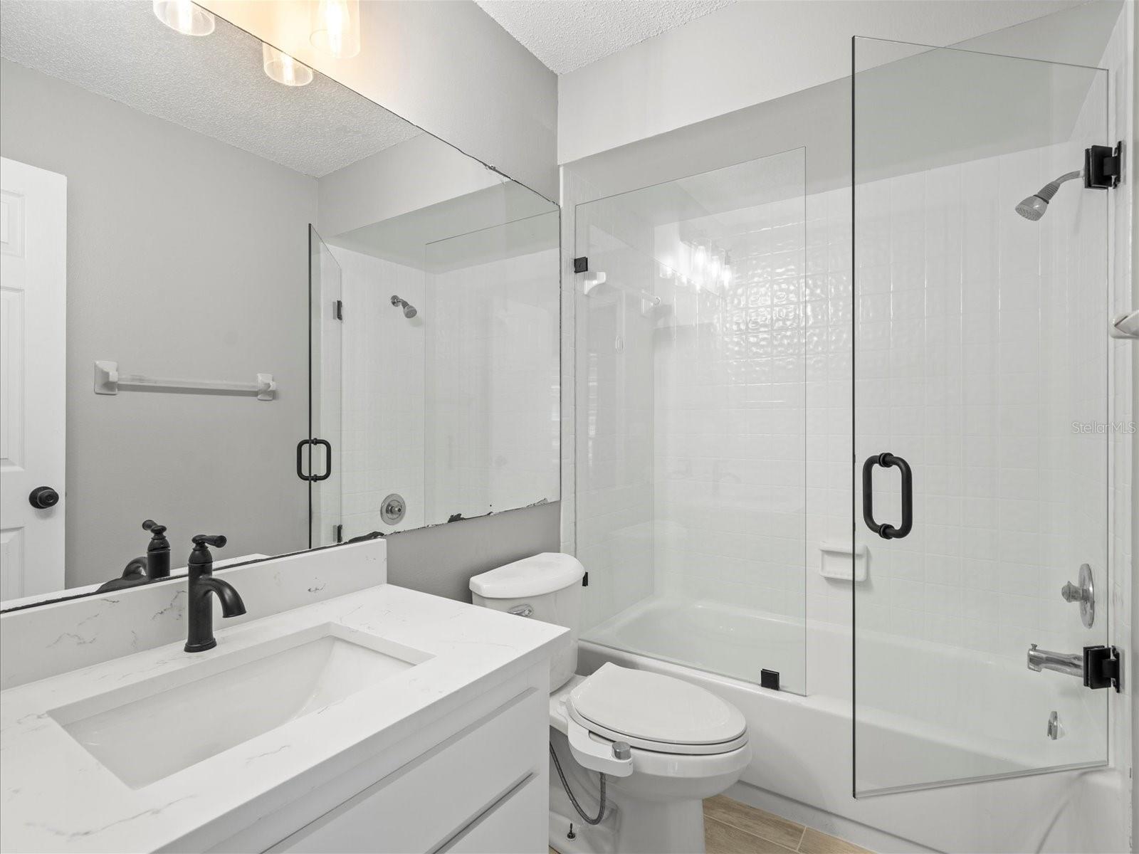 Image 18 of 38 For 15214 Pond Woods Drive 15214