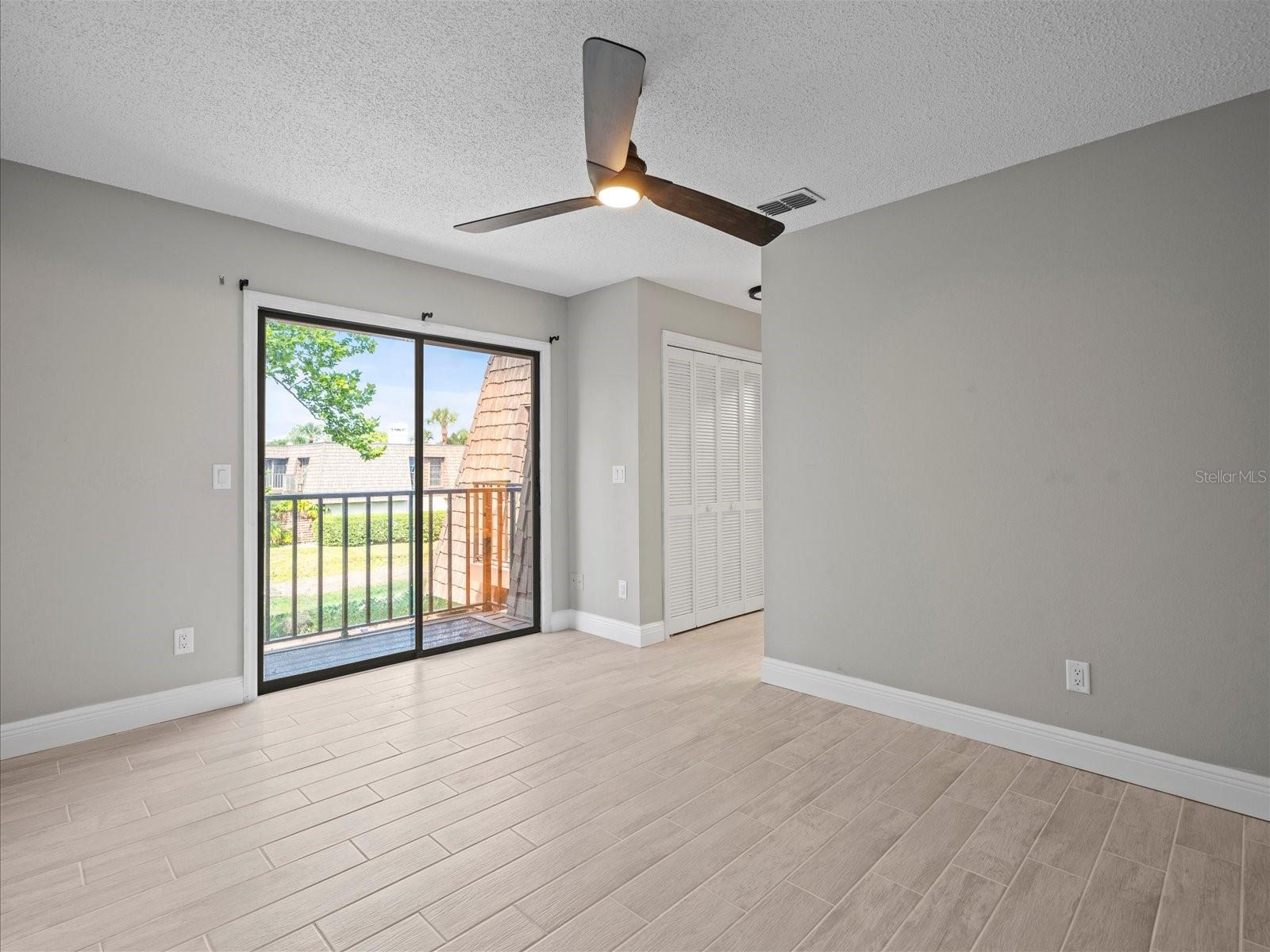 Image 20 of 38 For 15214 Pond Woods Drive 15214