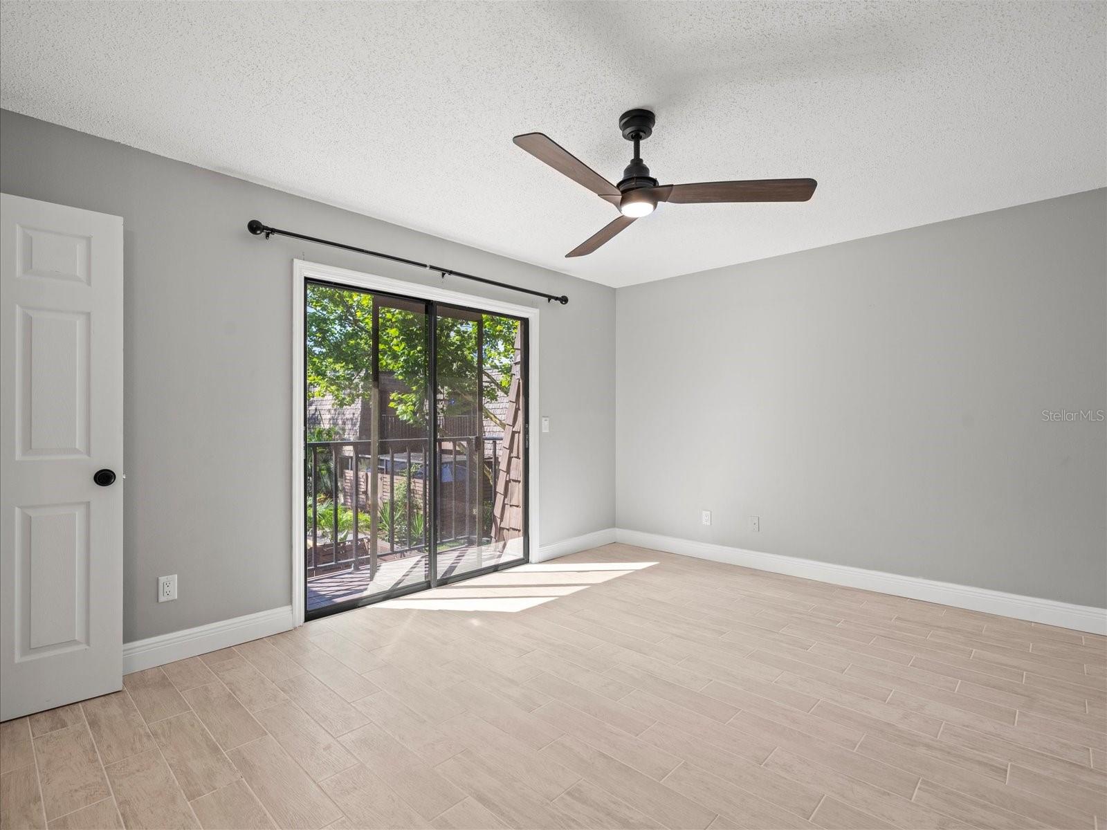 Image 27 of 38 For 15214 Pond Woods Drive 15214