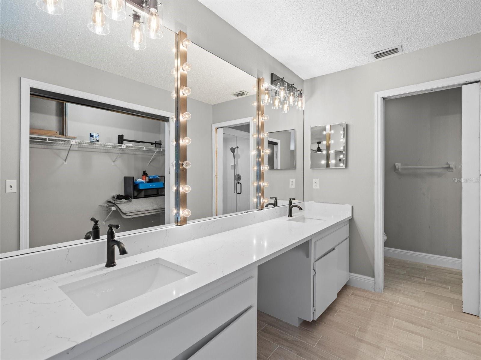 Image 28 of 38 For 15214 Pond Woods Drive 15214
