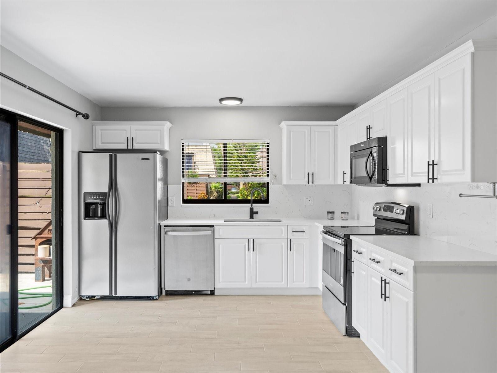 Image 8 of 38 For 15214 Pond Woods Drive 15214