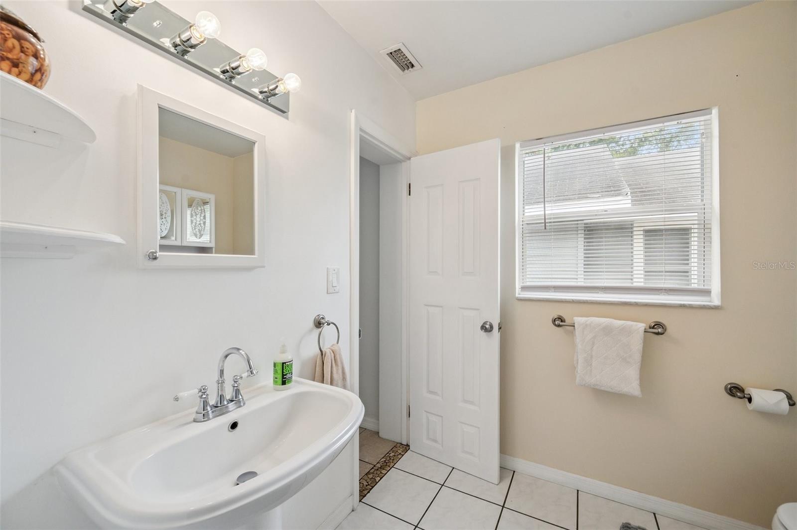 Image 12 of 26 For 4820 20th Street N