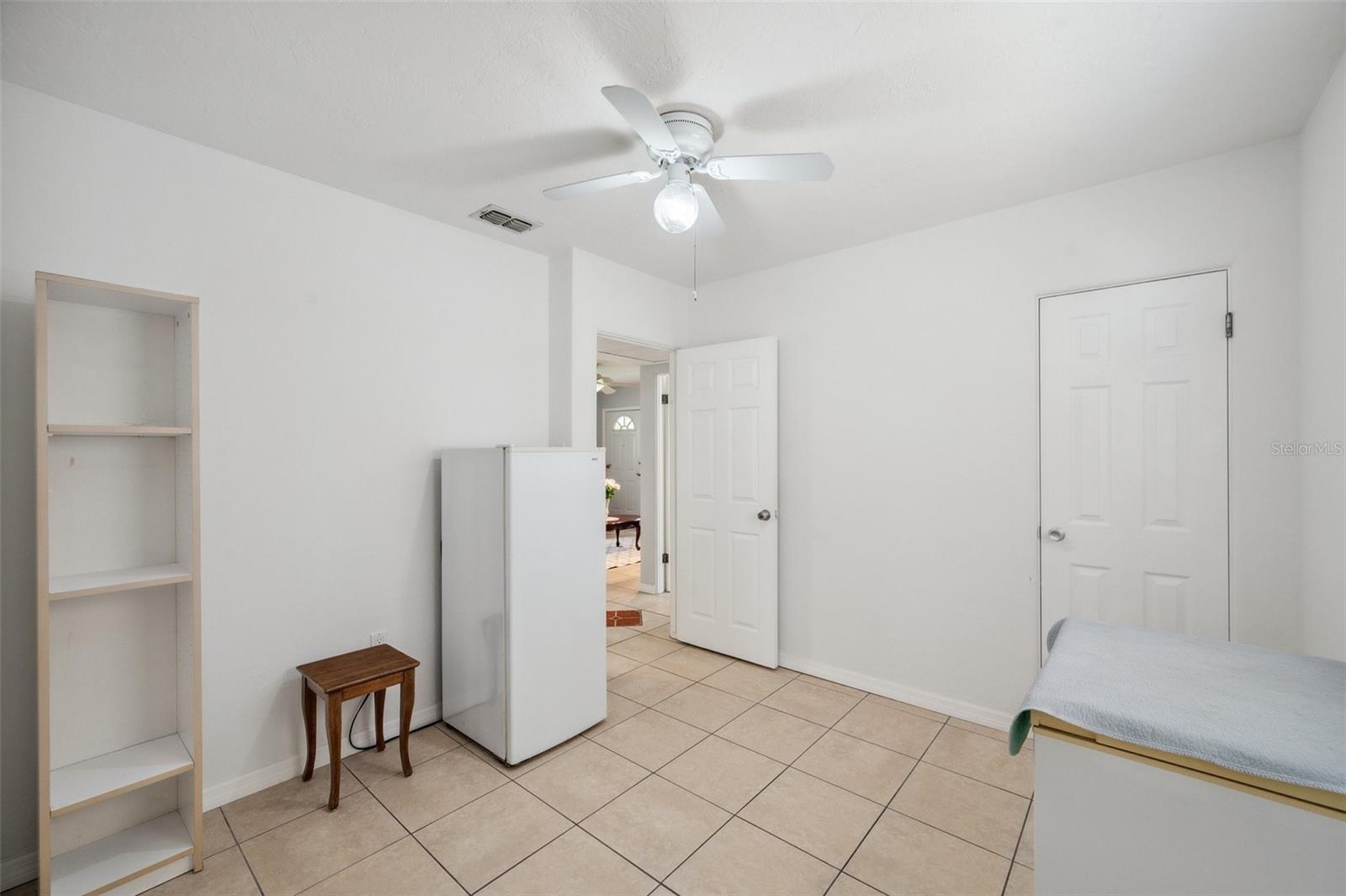 Image 18 of 26 For 4820 20th Street N