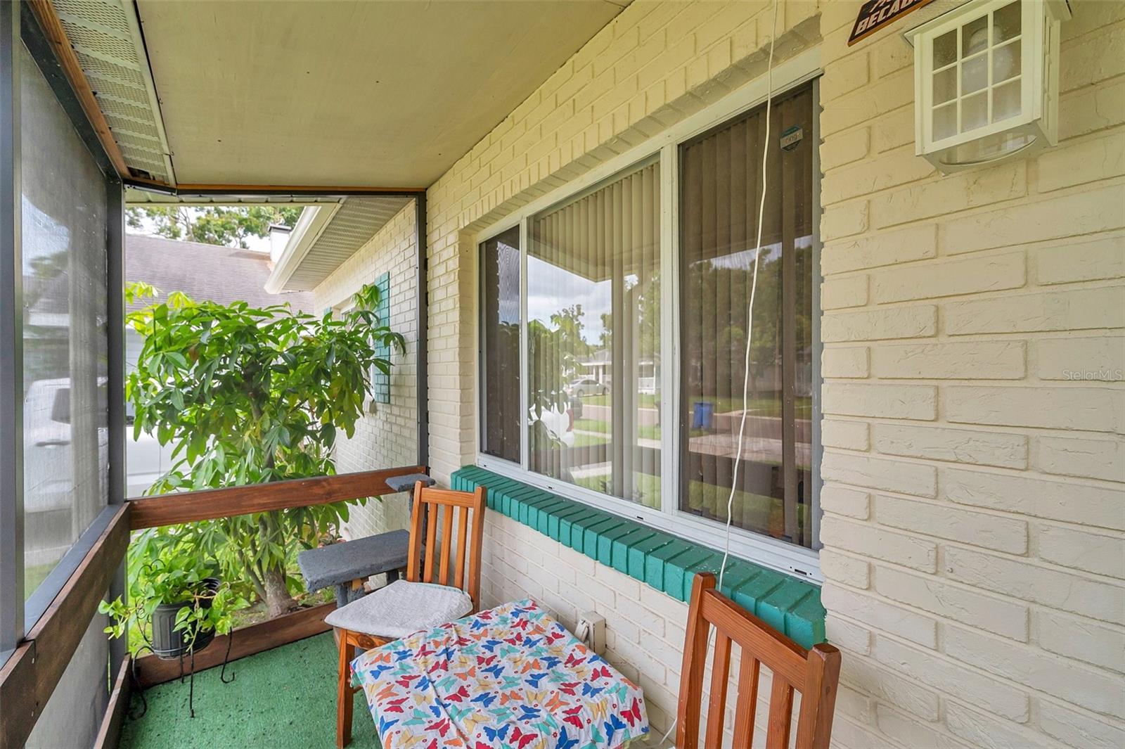 Image 2 of 26 For 4820 20th Street N