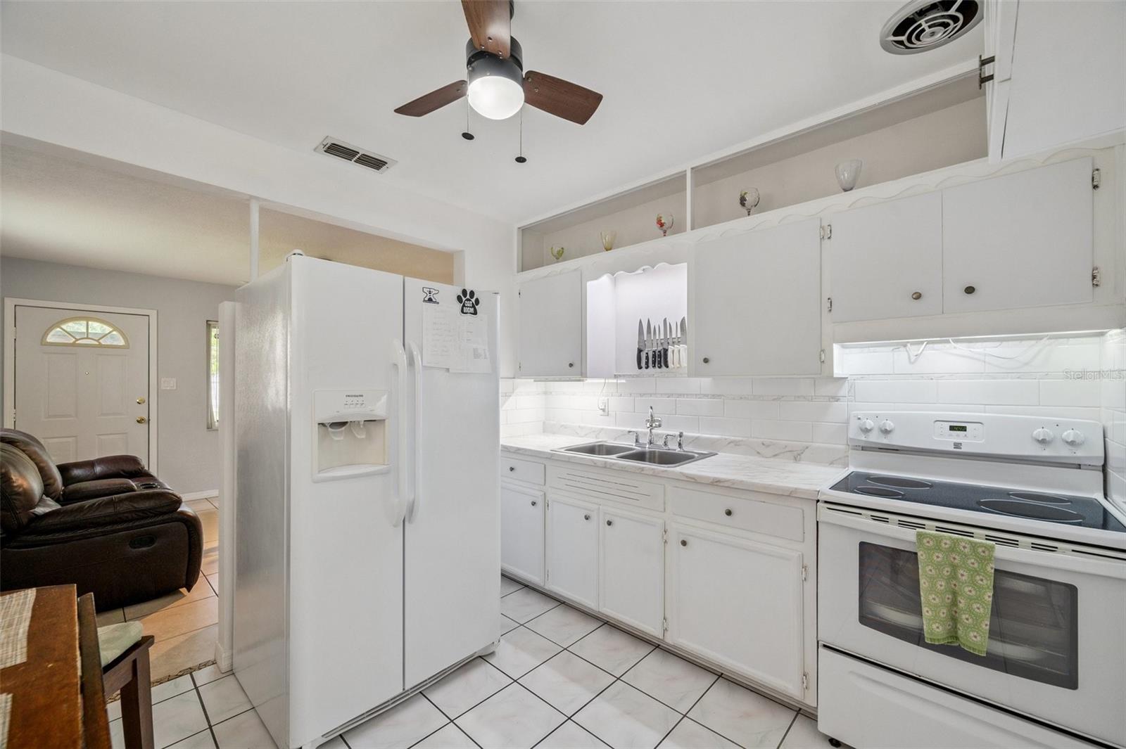 Image 6 of 26 For 4820 20th Street N