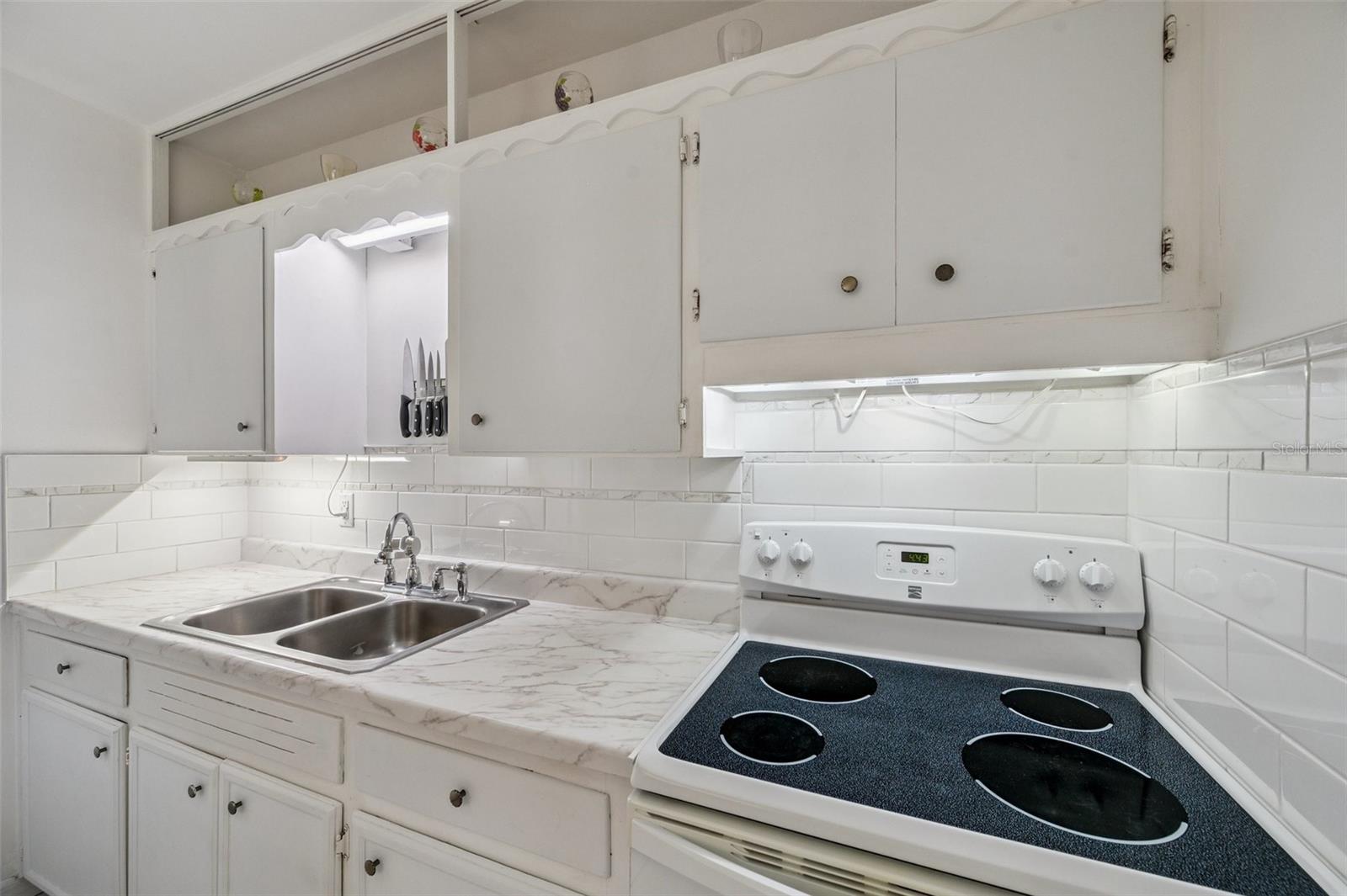 Image 7 of 26 For 4820 20th Street N