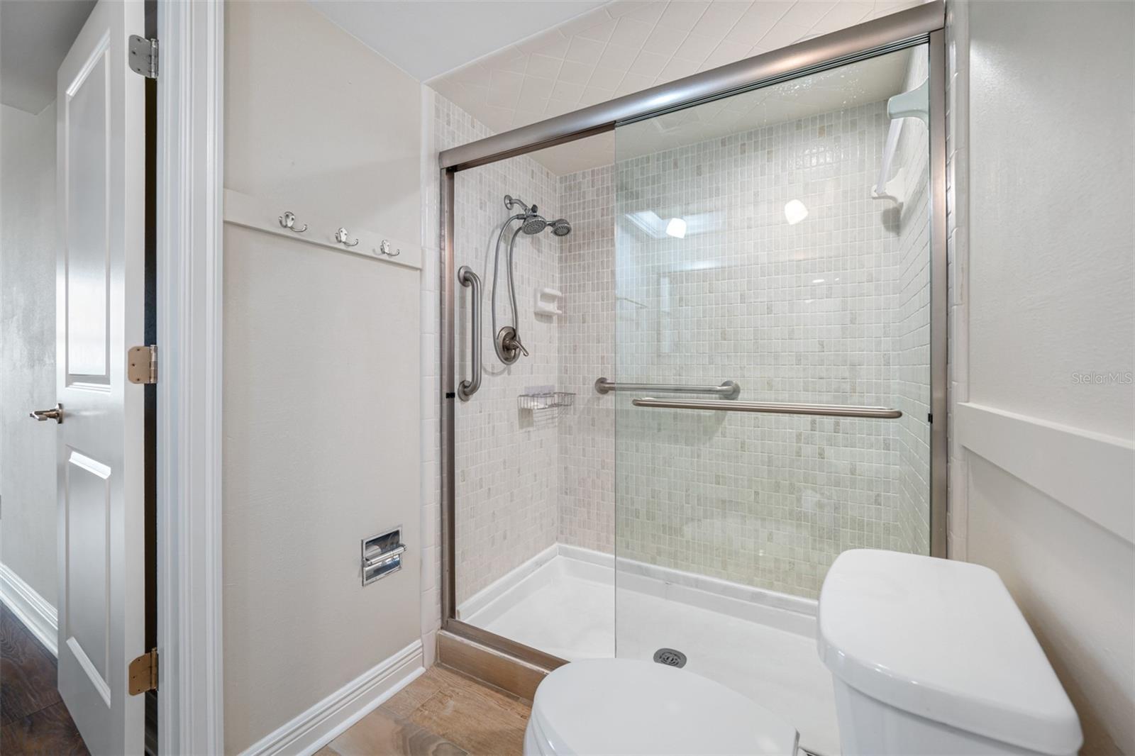 Image 26 of 71 For 5220 Brittany Drive S 1409