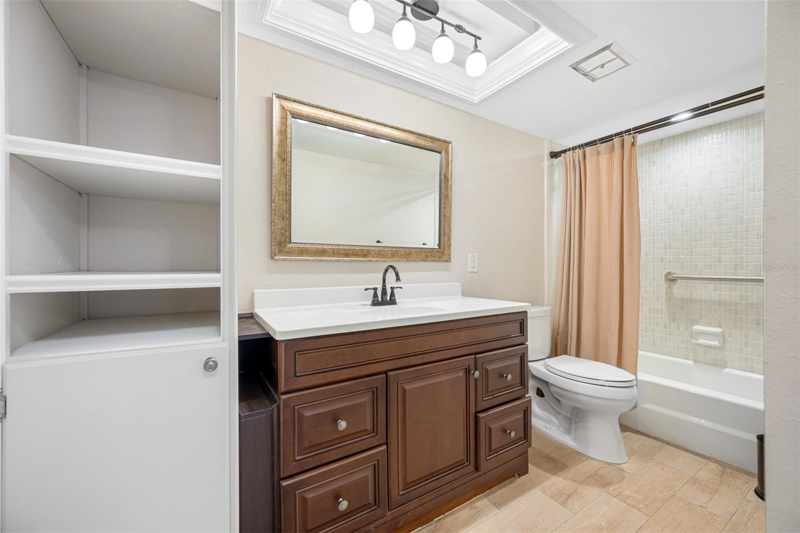Image 30 of 71 For 5220 Brittany Drive S 1409