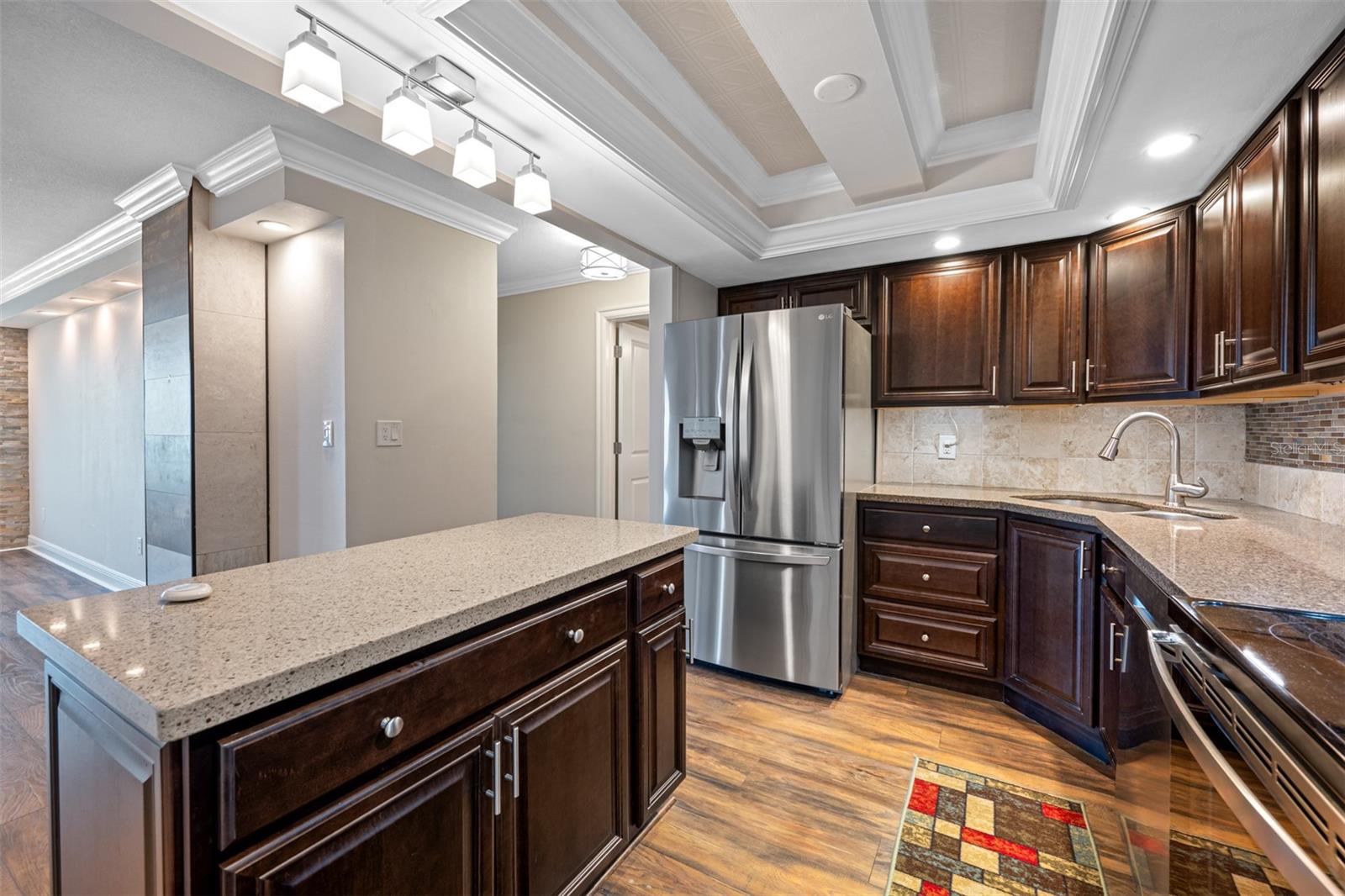 Image 9 of 71 For 5220 Brittany Drive S 1409