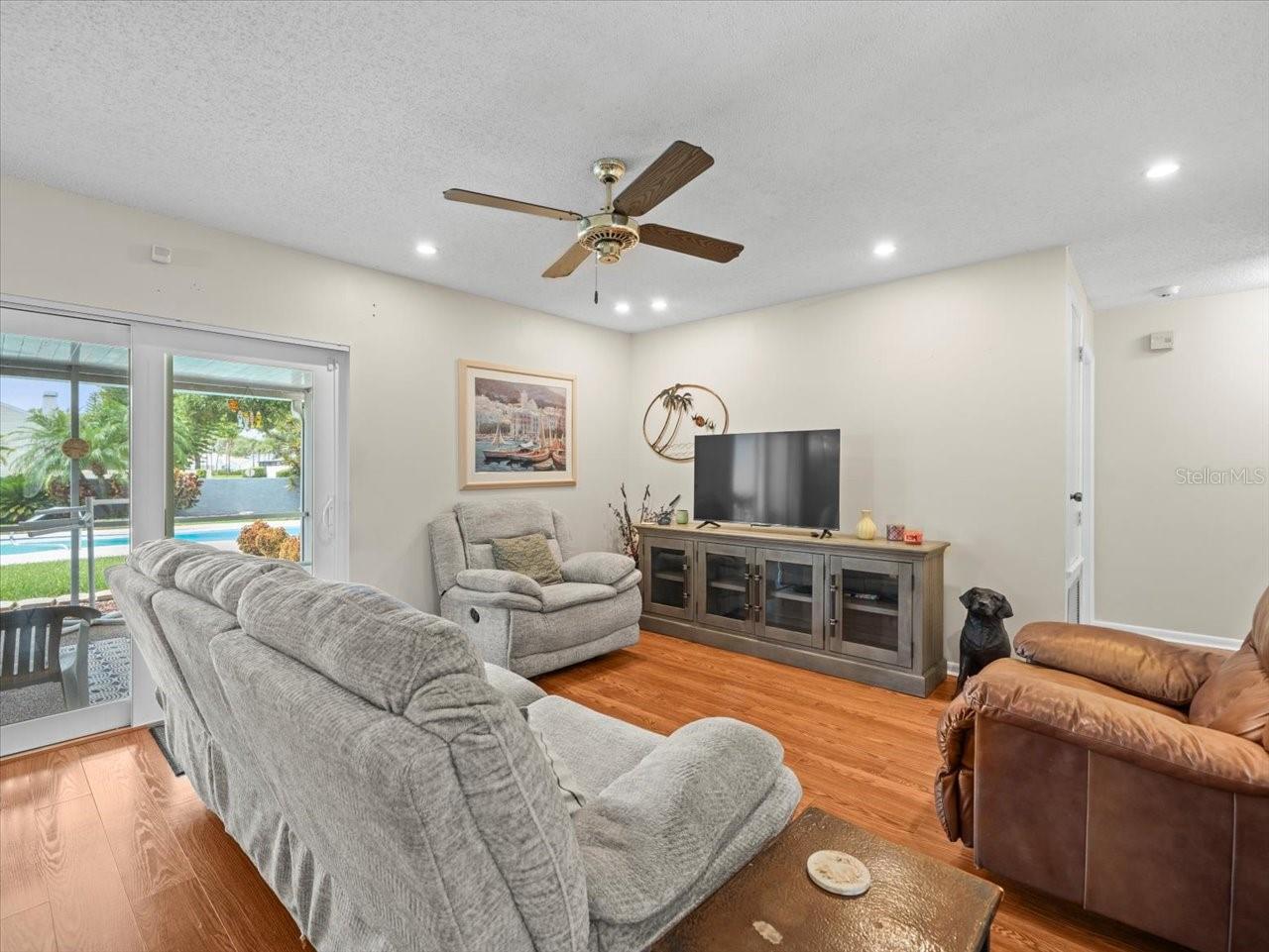 Image 12 of 27 For 4313 Hollow Hill Drive