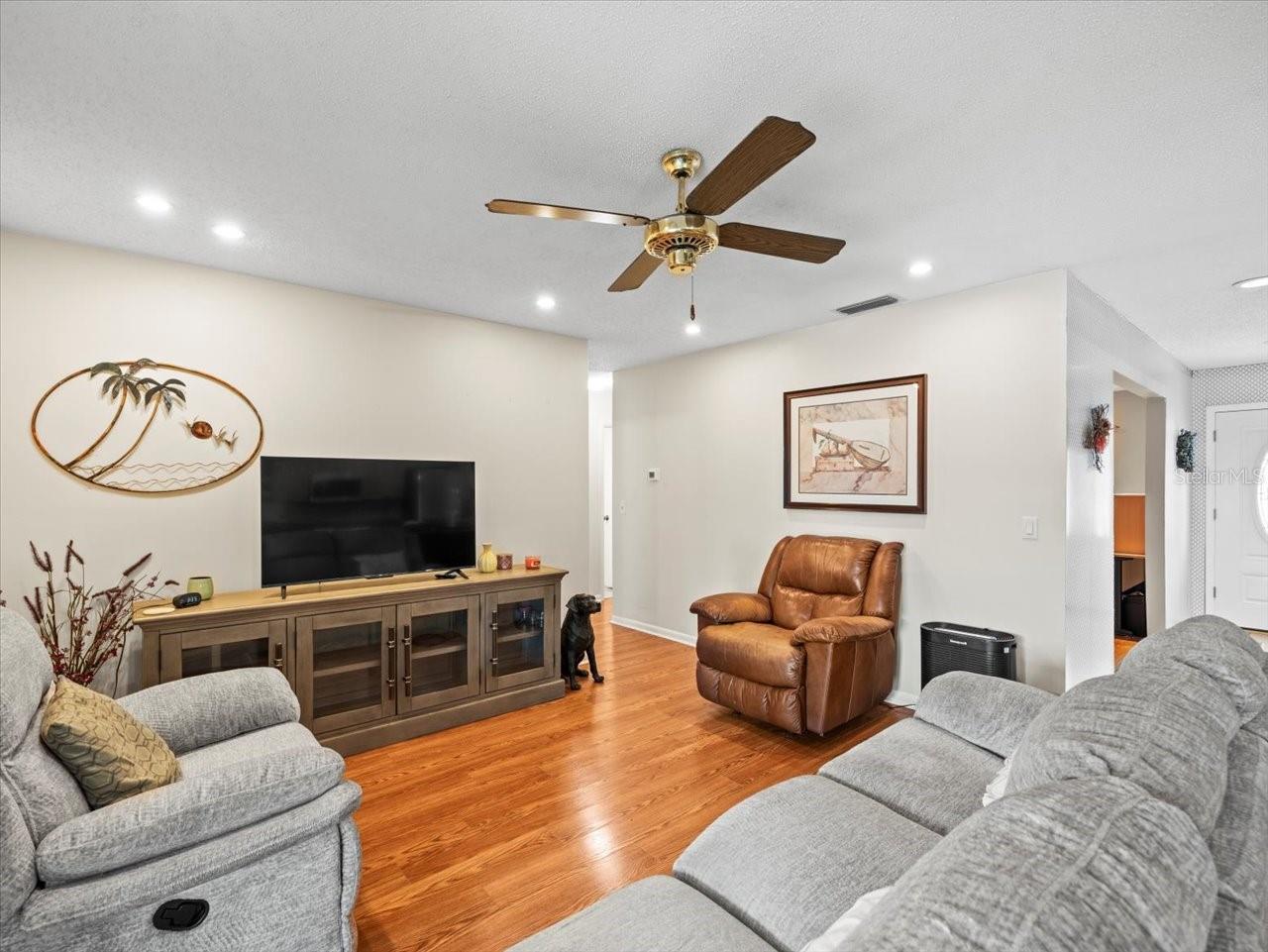 Image 13 of 27 For 4313 Hollow Hill Drive