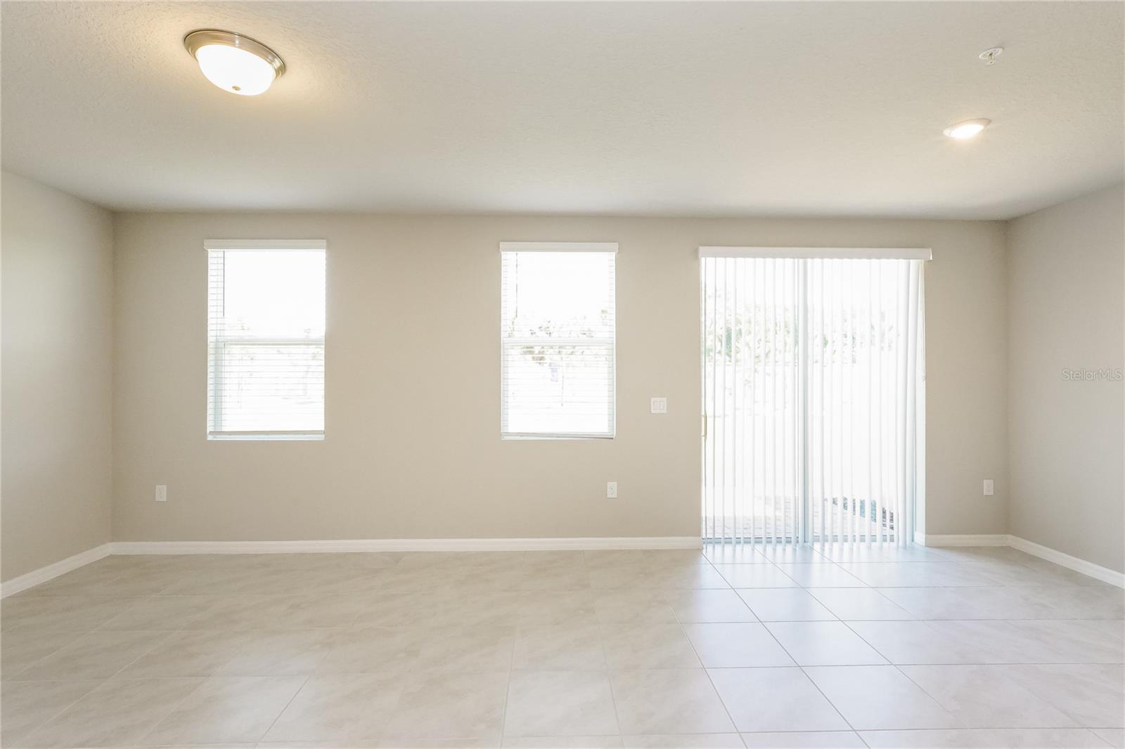 Image 4 of 17 For 2495 Sweet Viburnum Street