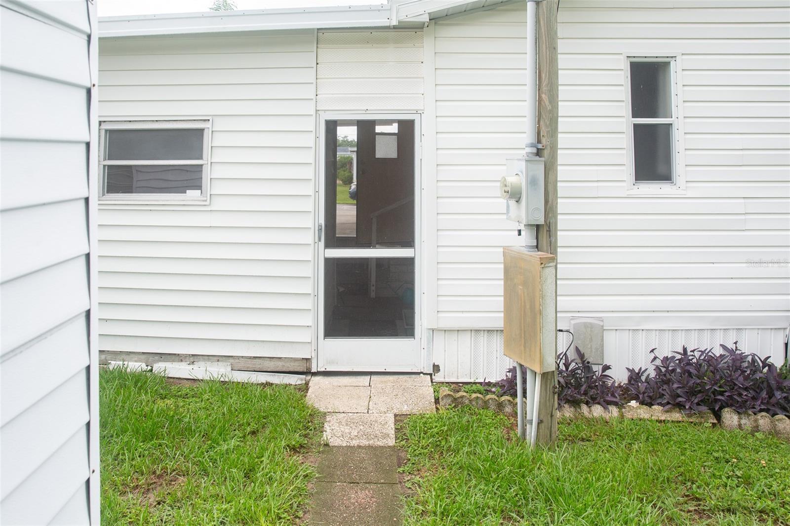 Image 29 of 33 For 5738 Ashen Avenue