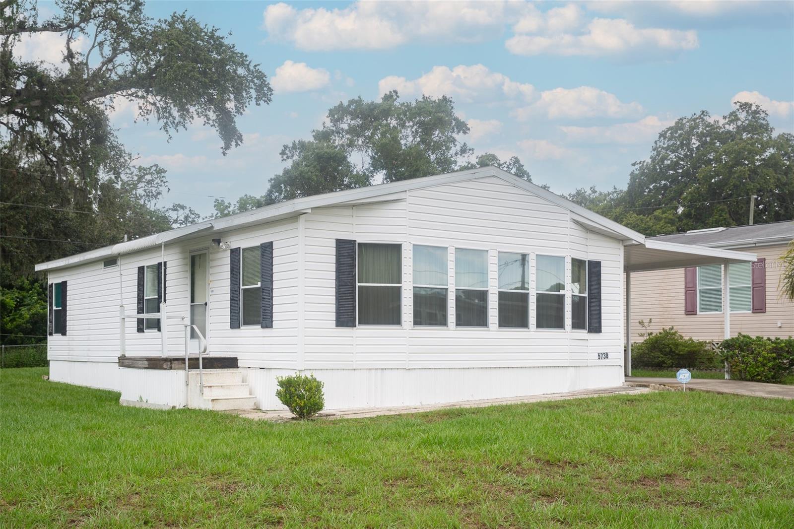 Image 3 of 33 For 5738 Ashen Avenue
