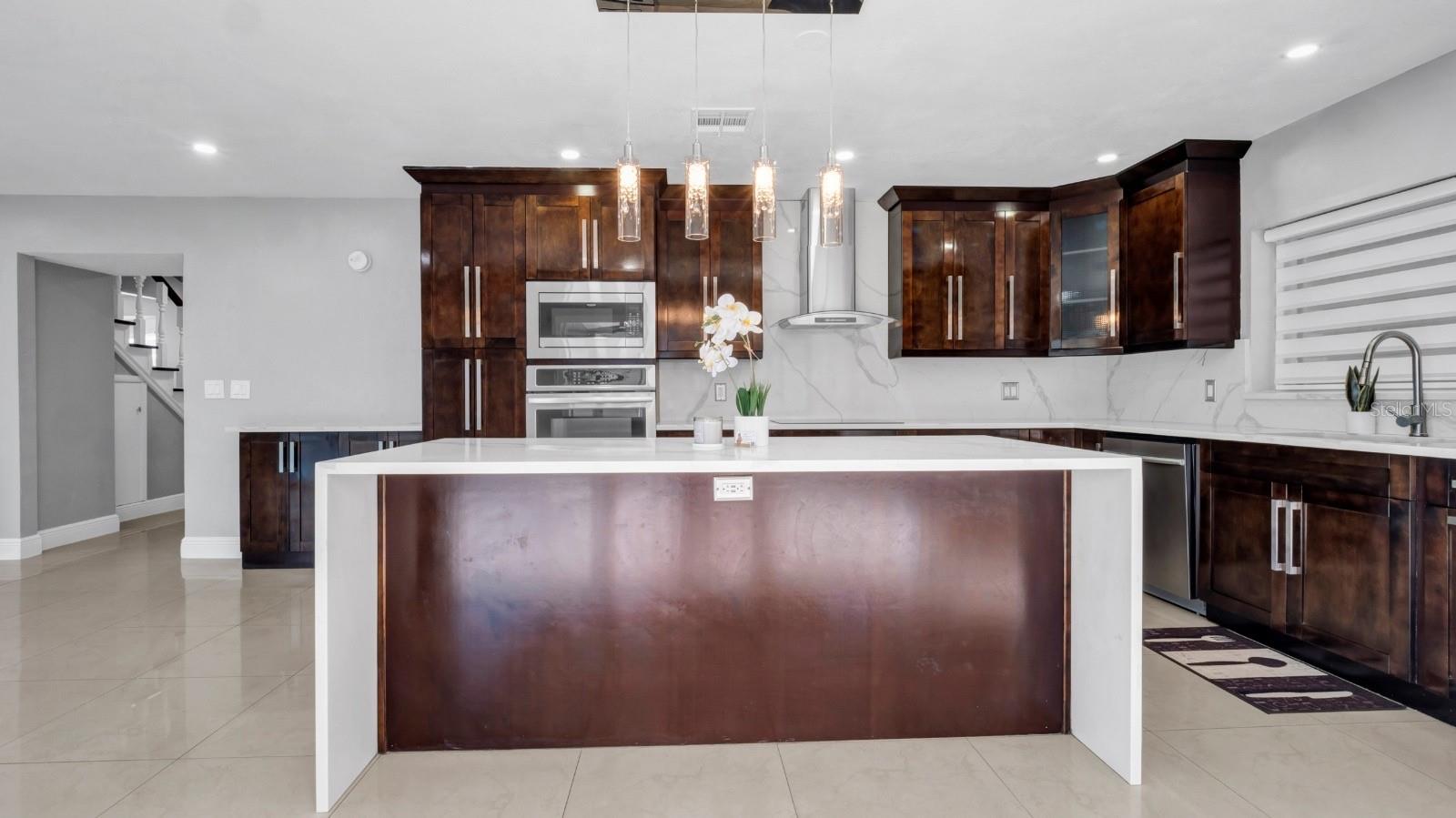 Image 12 of 58 For 15701 Springmoss Lane