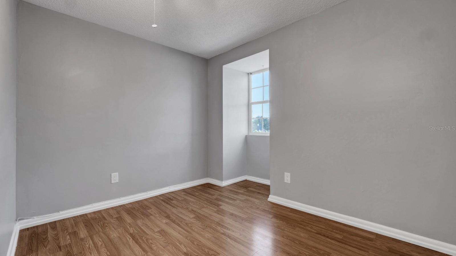 Image 38 of 58 For 15701 Springmoss Lane