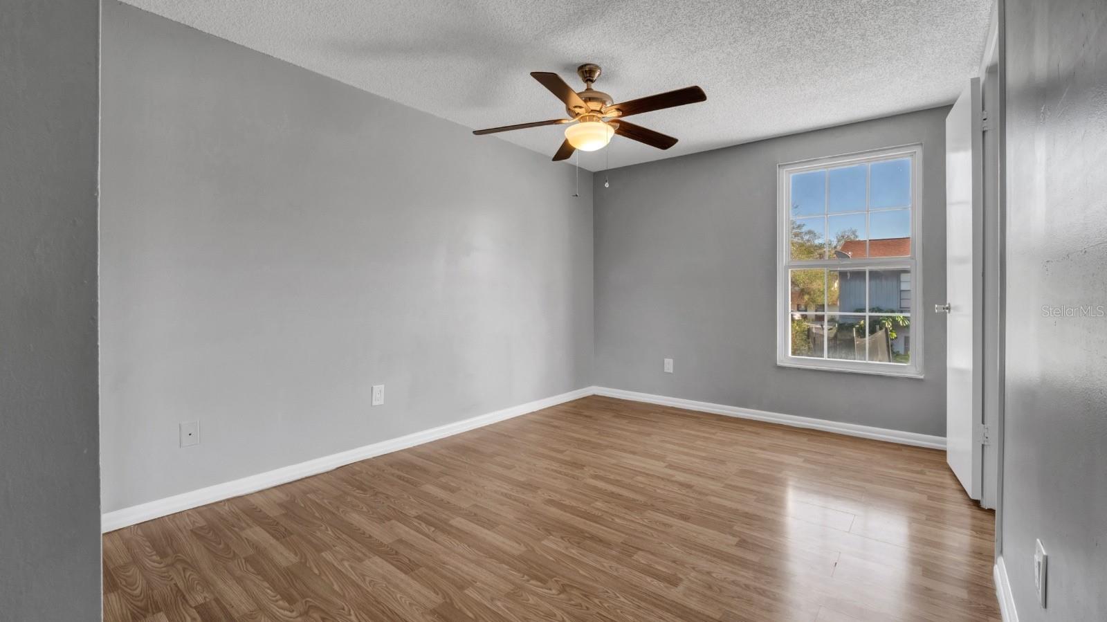 Image 39 of 58 For 15701 Springmoss Lane
