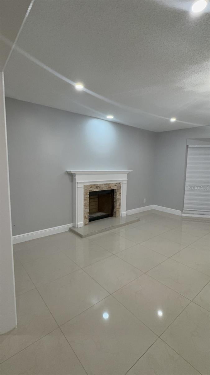 Image 9 of 58 For 15701 Springmoss Lane
