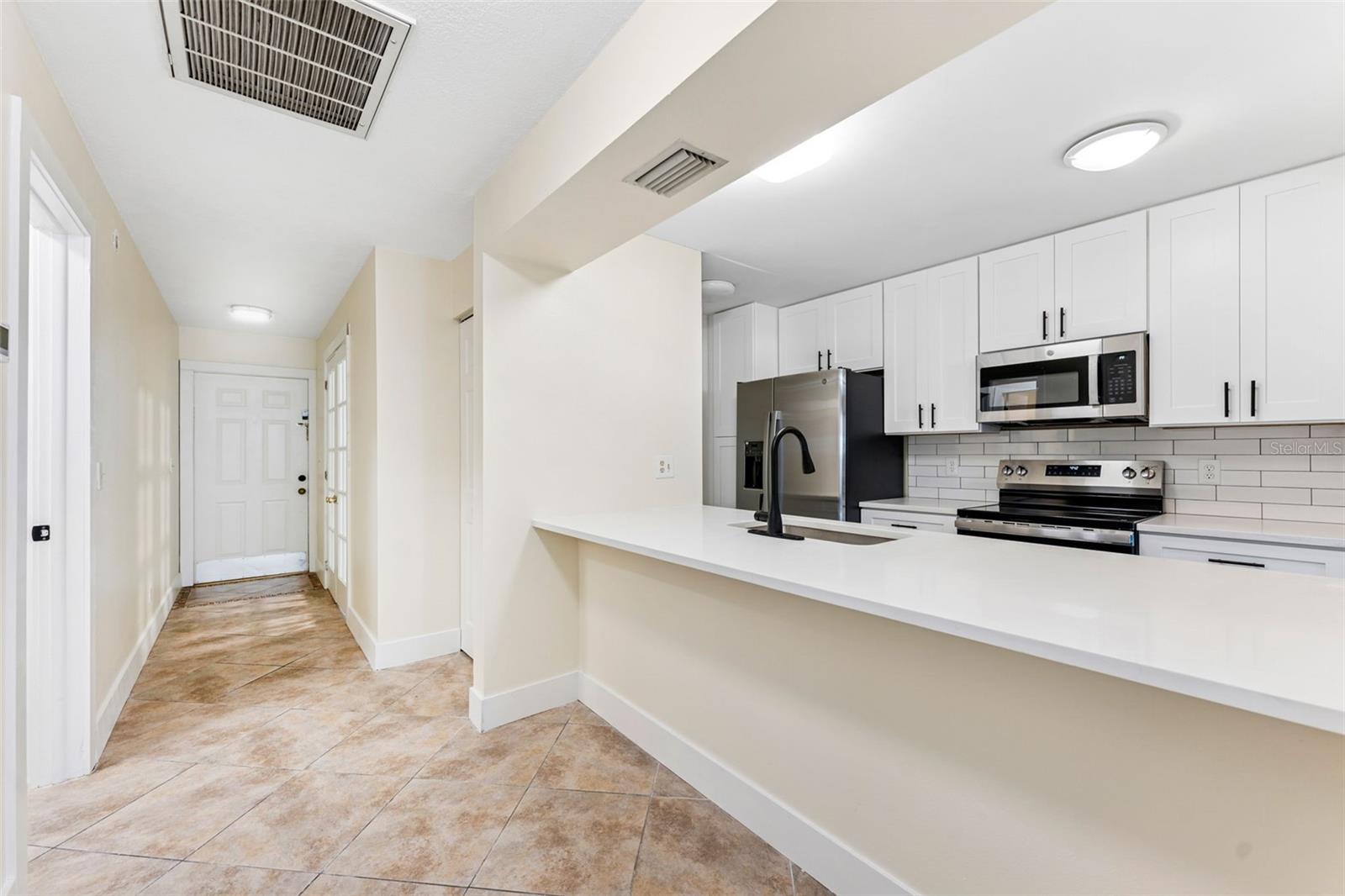 Image 14 of 36 For 16117 Rambling Vine Drive E