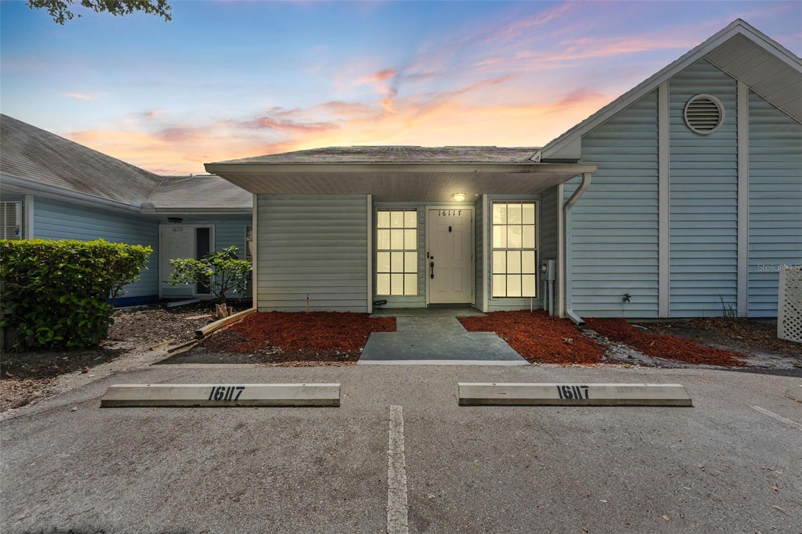 Image 7 of 36 For 16117 Rambling Vine Drive E
