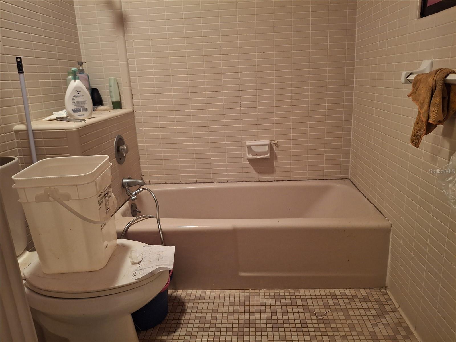 Listing photo id 16 for 4448 Bethlehem Road