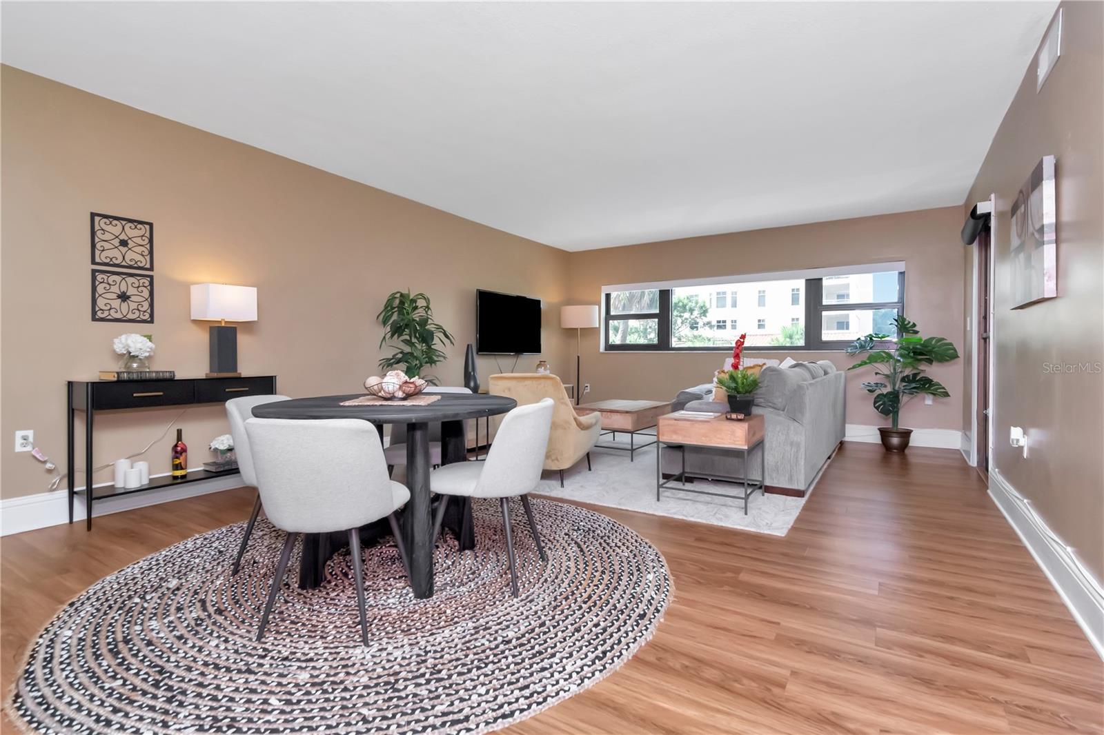 Image 14 of 52 For 4141 Bayshore Boulevard 304