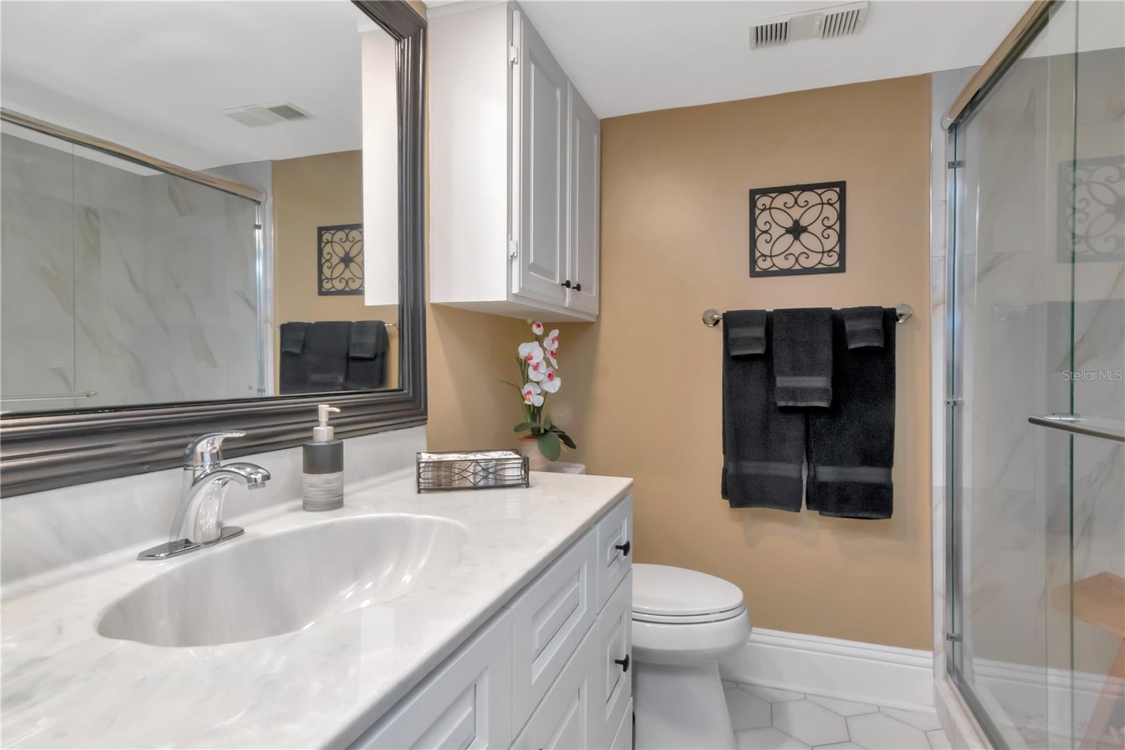 Image 24 of 52 For 4141 Bayshore Boulevard 304