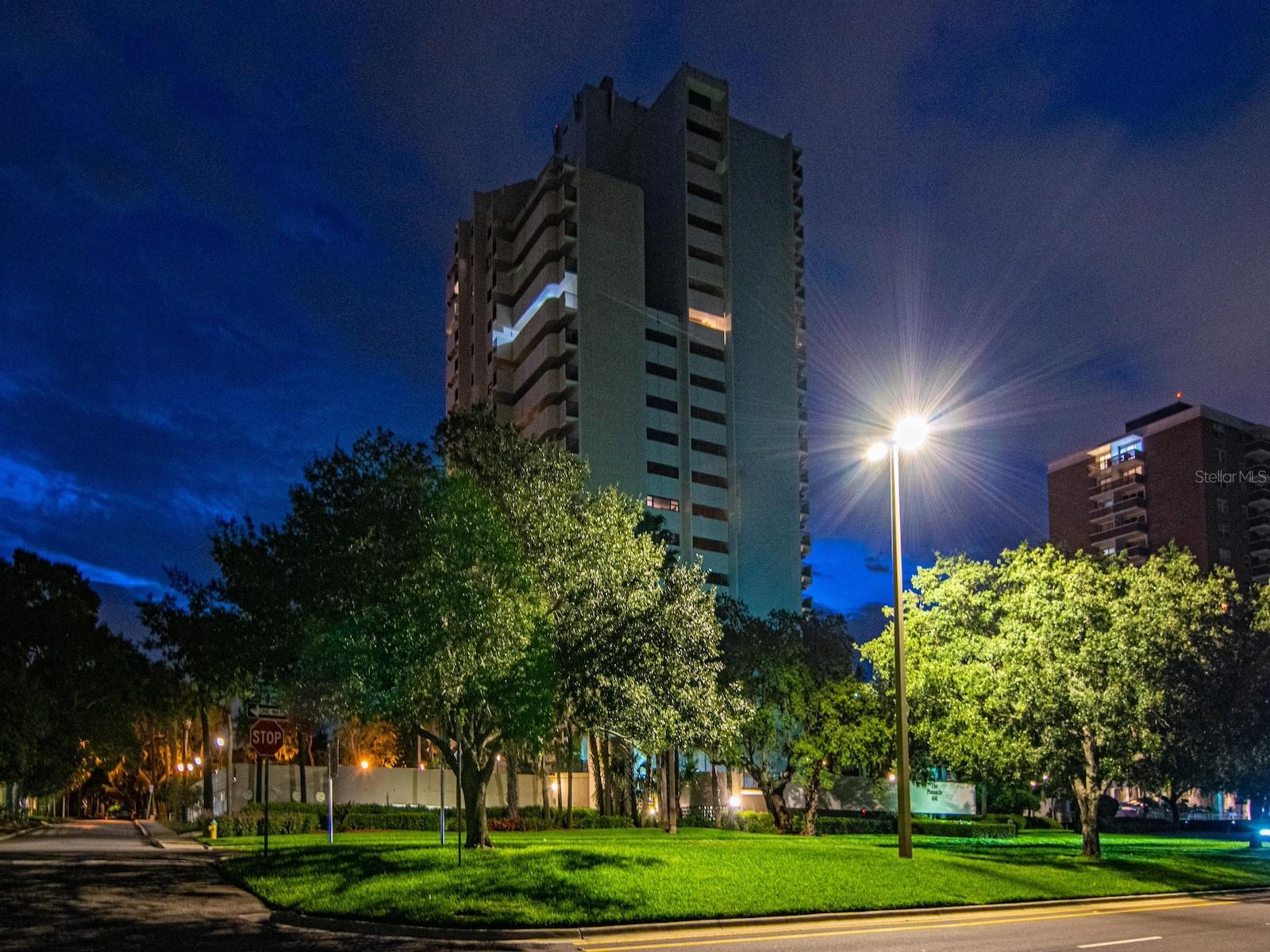 Image 48 of 52 For 4141 Bayshore Boulevard 304