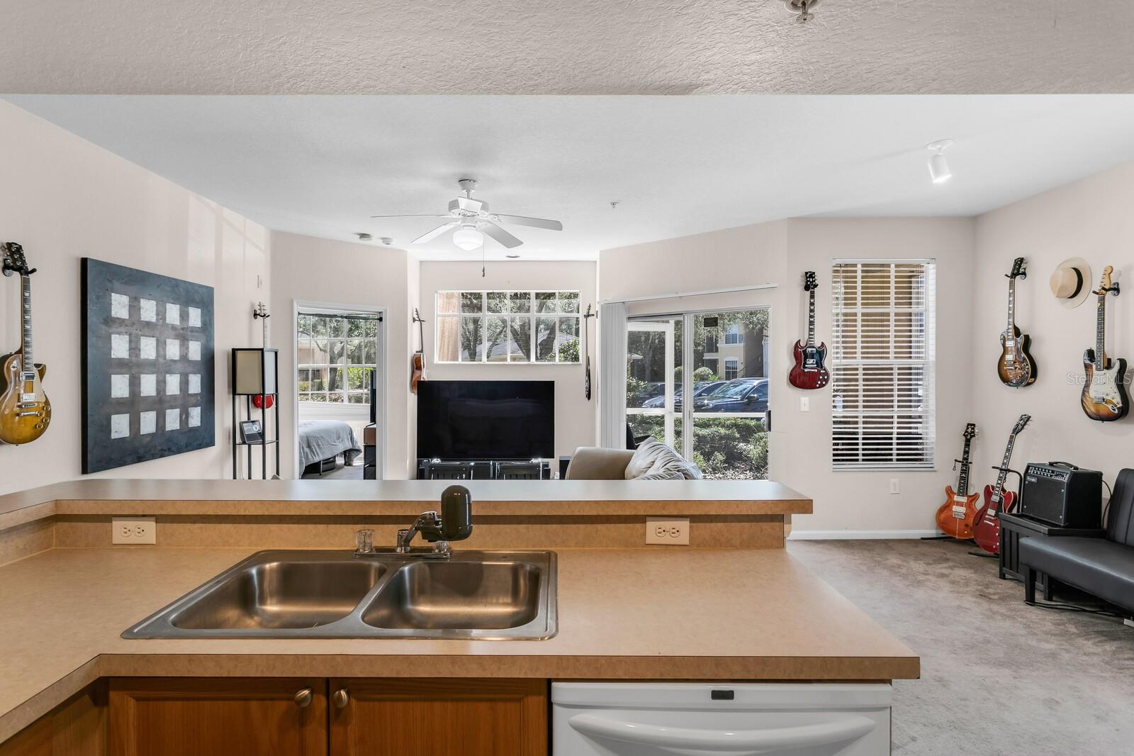 Image 12 of 42 For 5125 Palm Springs Boulevard 10107