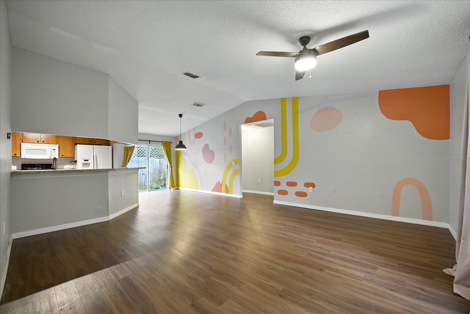 Image 11 of 23 For 6814 Lyman Avenue