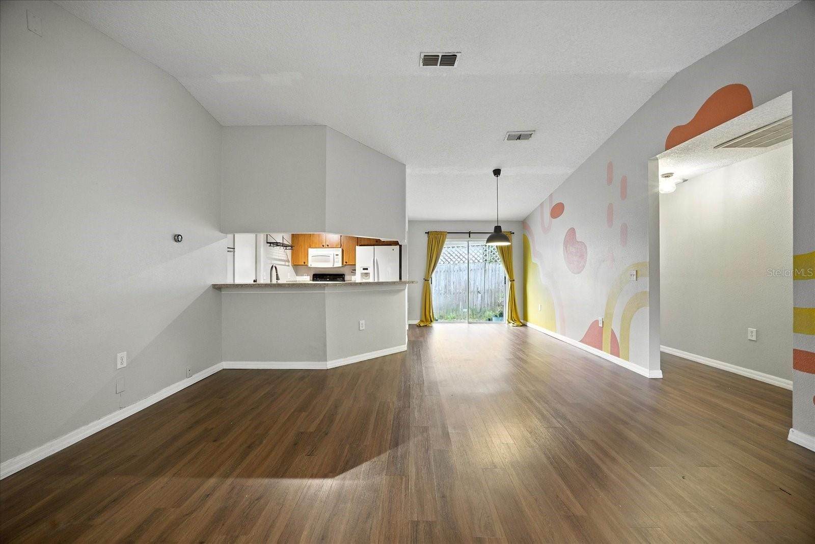 Image 12 of 23 For 6814 Lyman Avenue