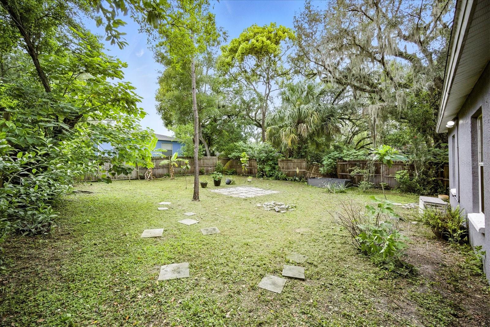 Image 15 of 23 For 6814 Lyman Avenue