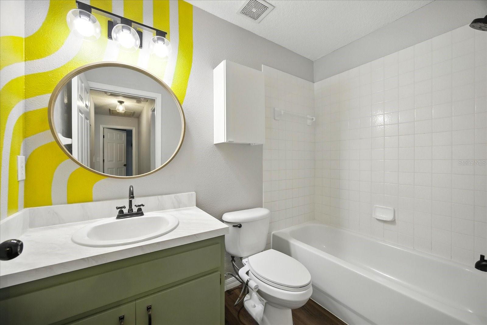 Image 6 of 23 For 6814 Lyman Avenue