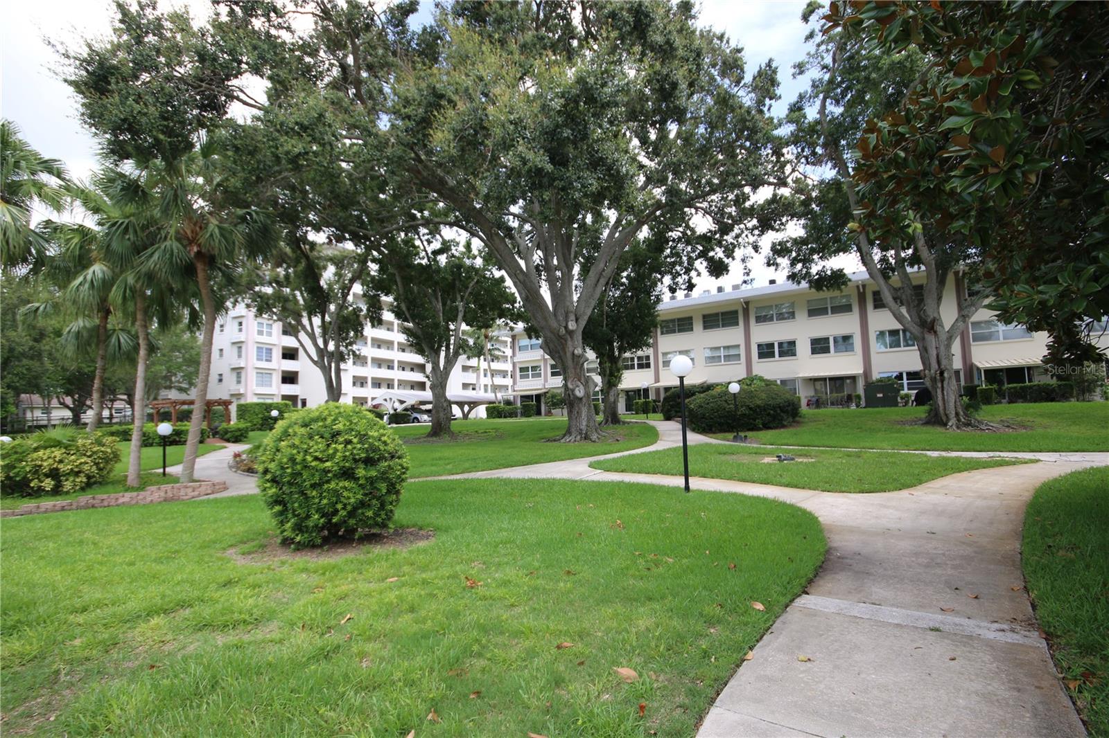 Image 11 of 25 For 1235 Highland Avenue 5-209