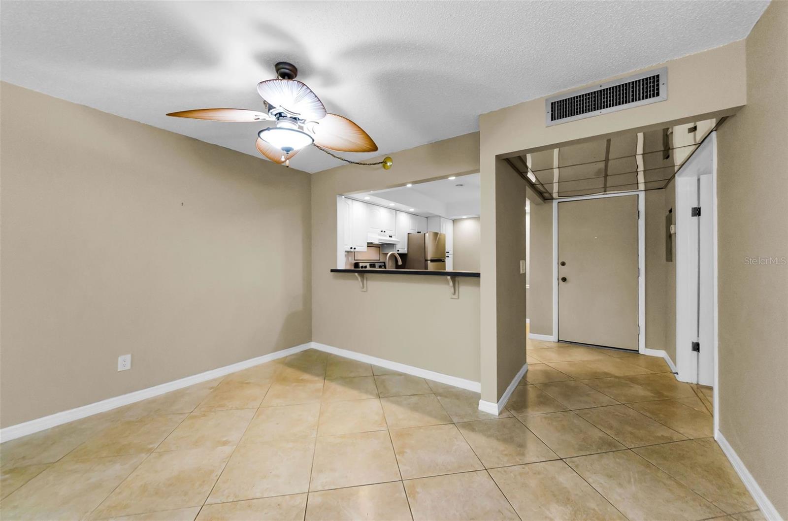 Image 7 of 49 For 14130 Rosemary Lane 3306