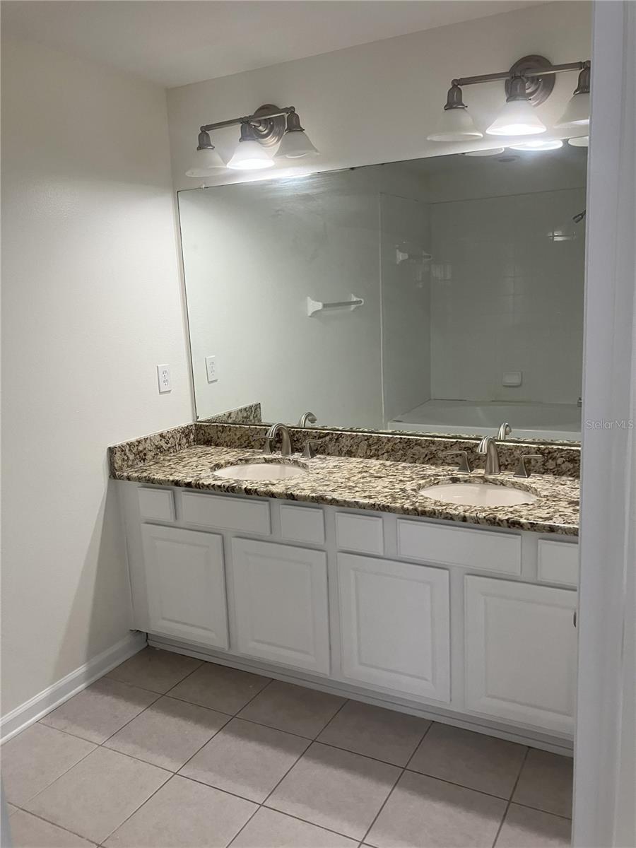 Image 13 of 19 For 8520 Sandy Beach Street