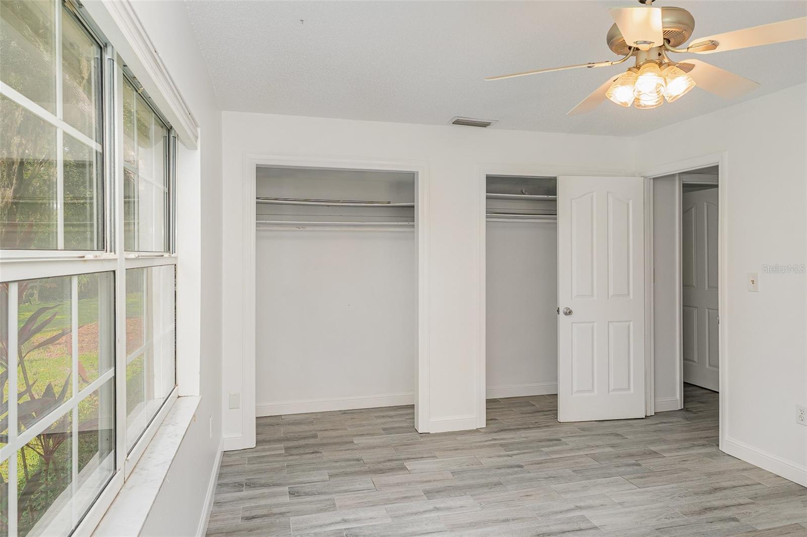 Image 12 of 32 For 5910 Timberwood Drive