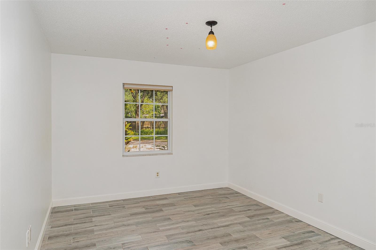 Image 17 of 32 For 5910 Timberwood Drive