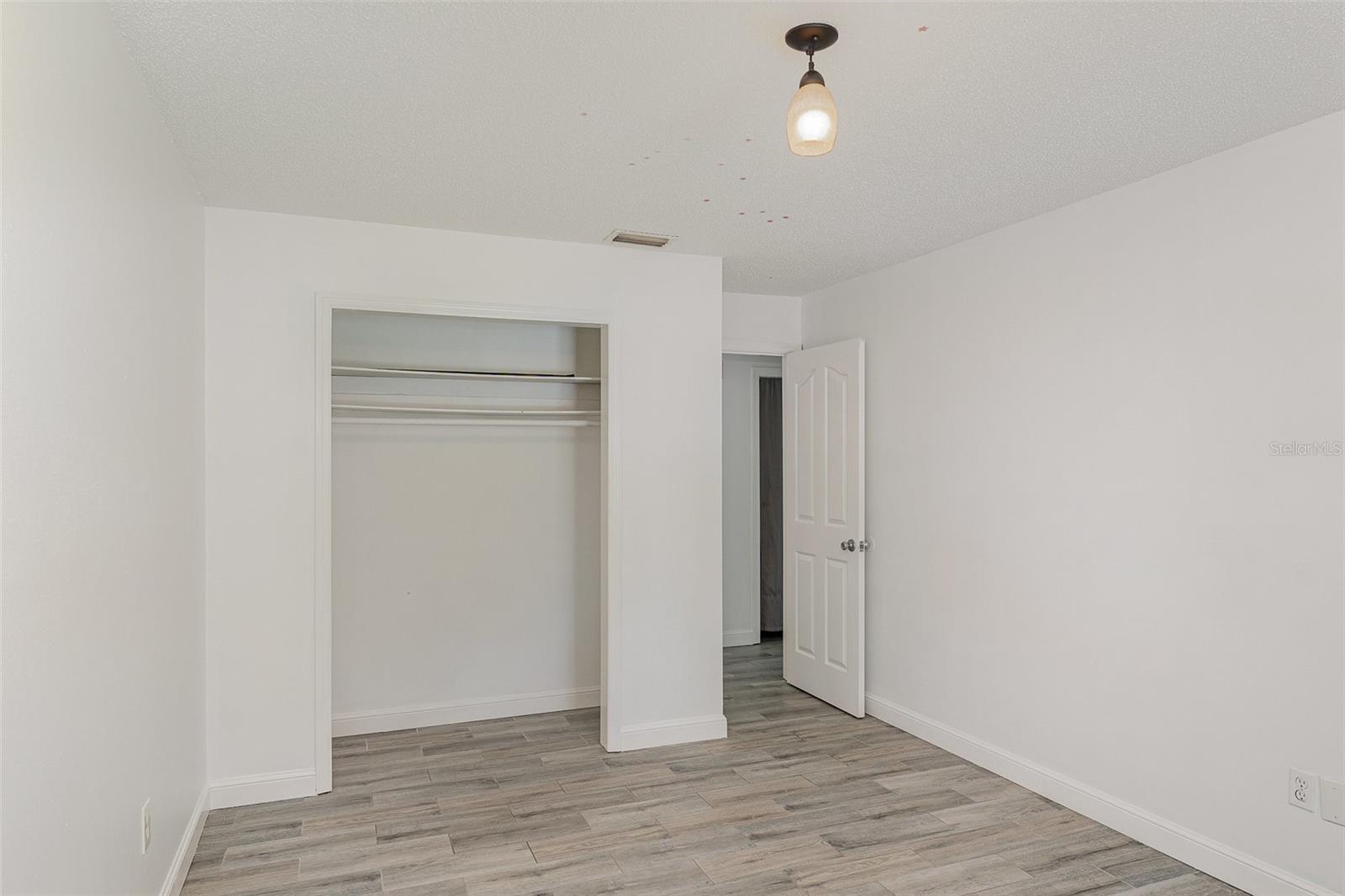Image 18 of 32 For 5910 Timberwood Drive