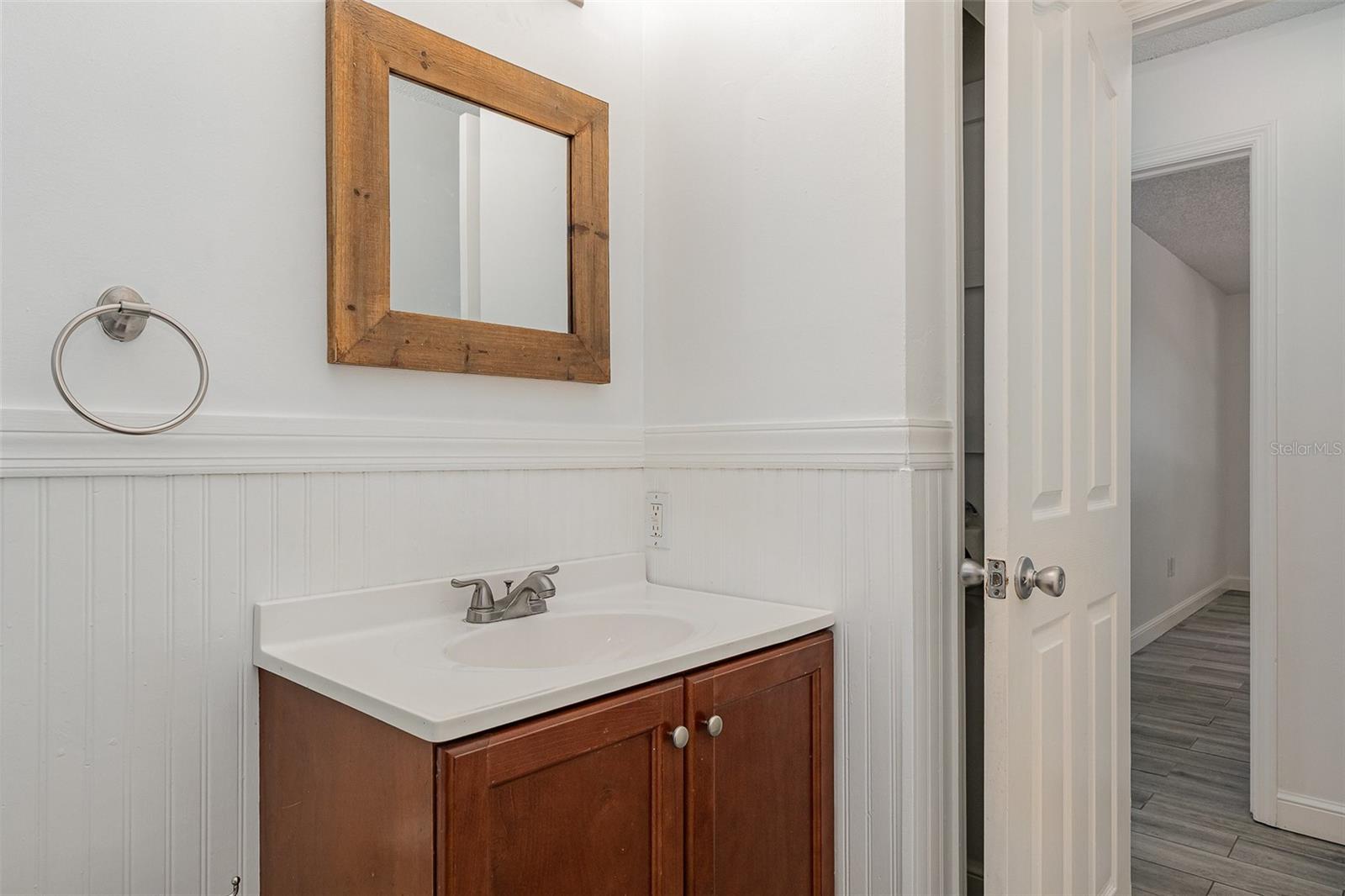 Image 20 of 32 For 5910 Timberwood Drive
